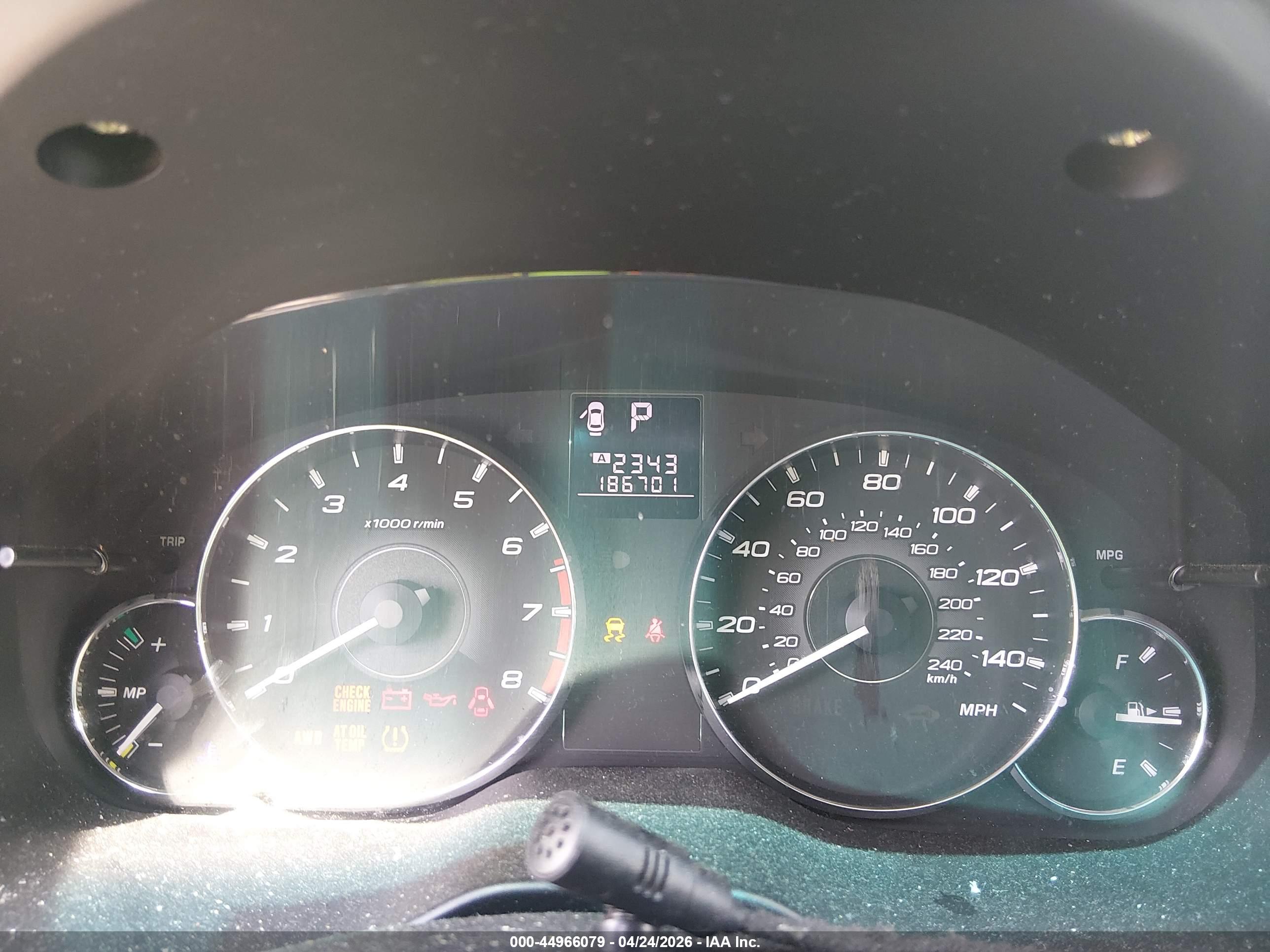 SUBARU OUTBACK image 7