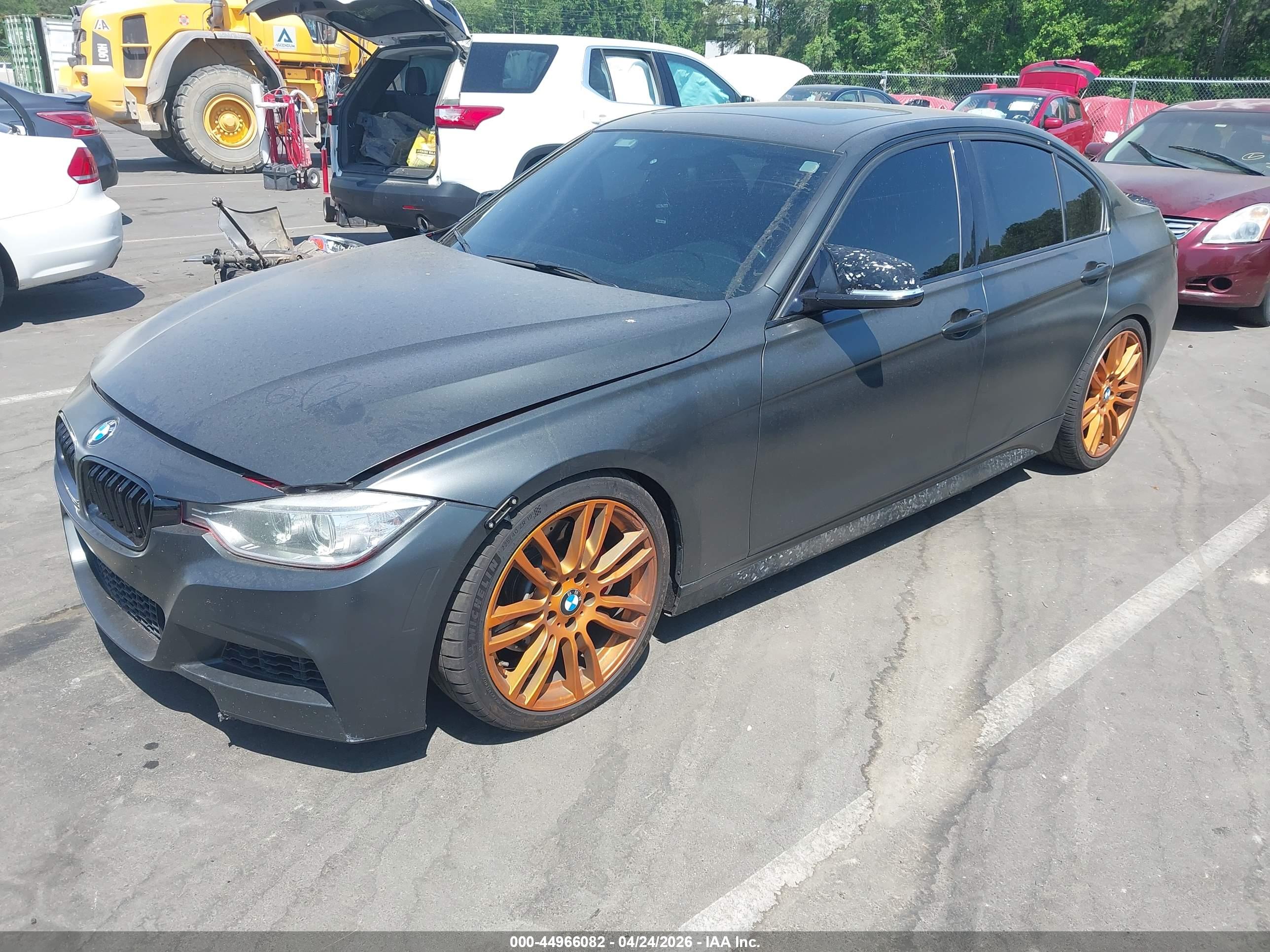 BMW 335I image 2