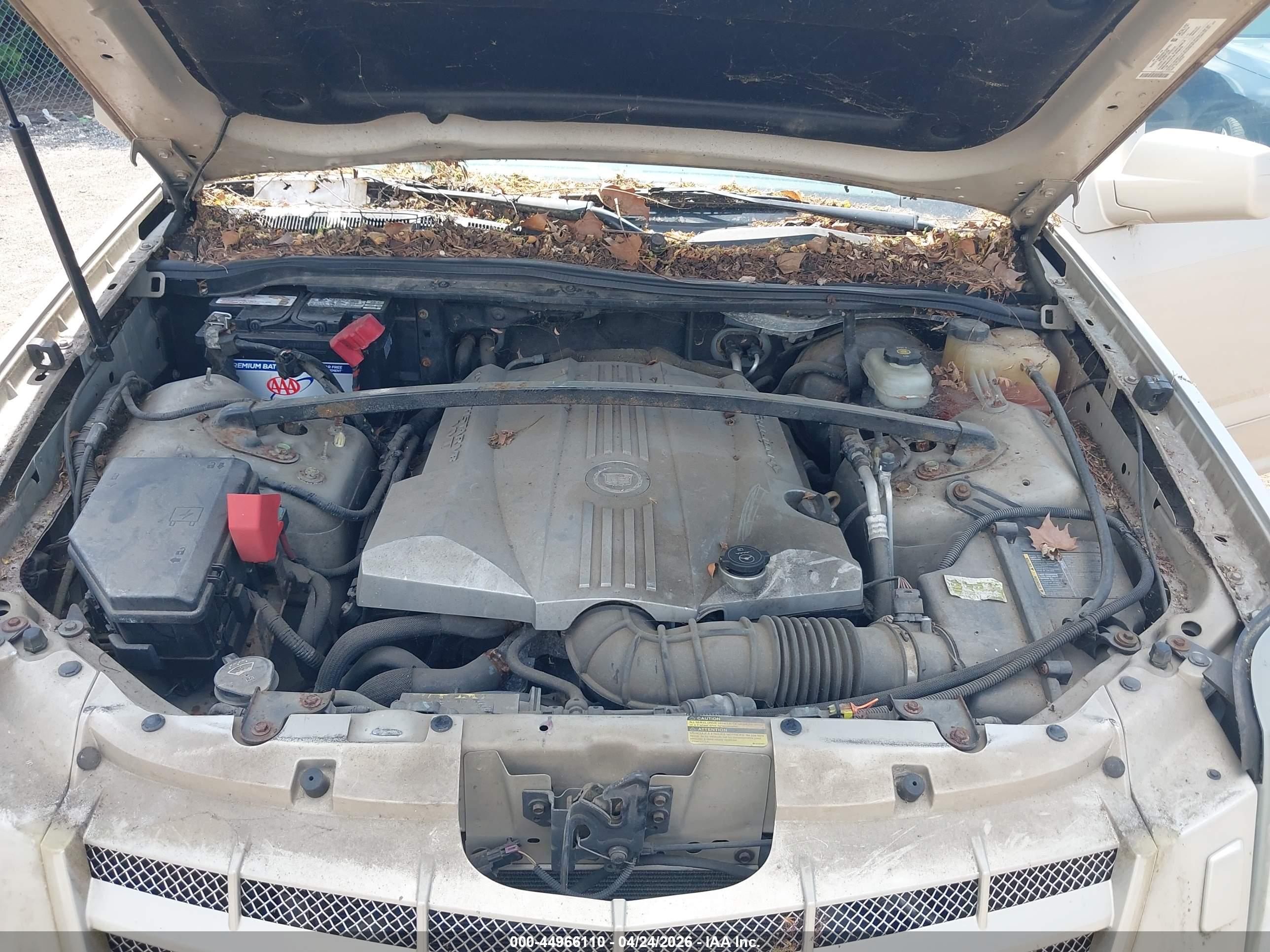 CADILLAC SRX image 10