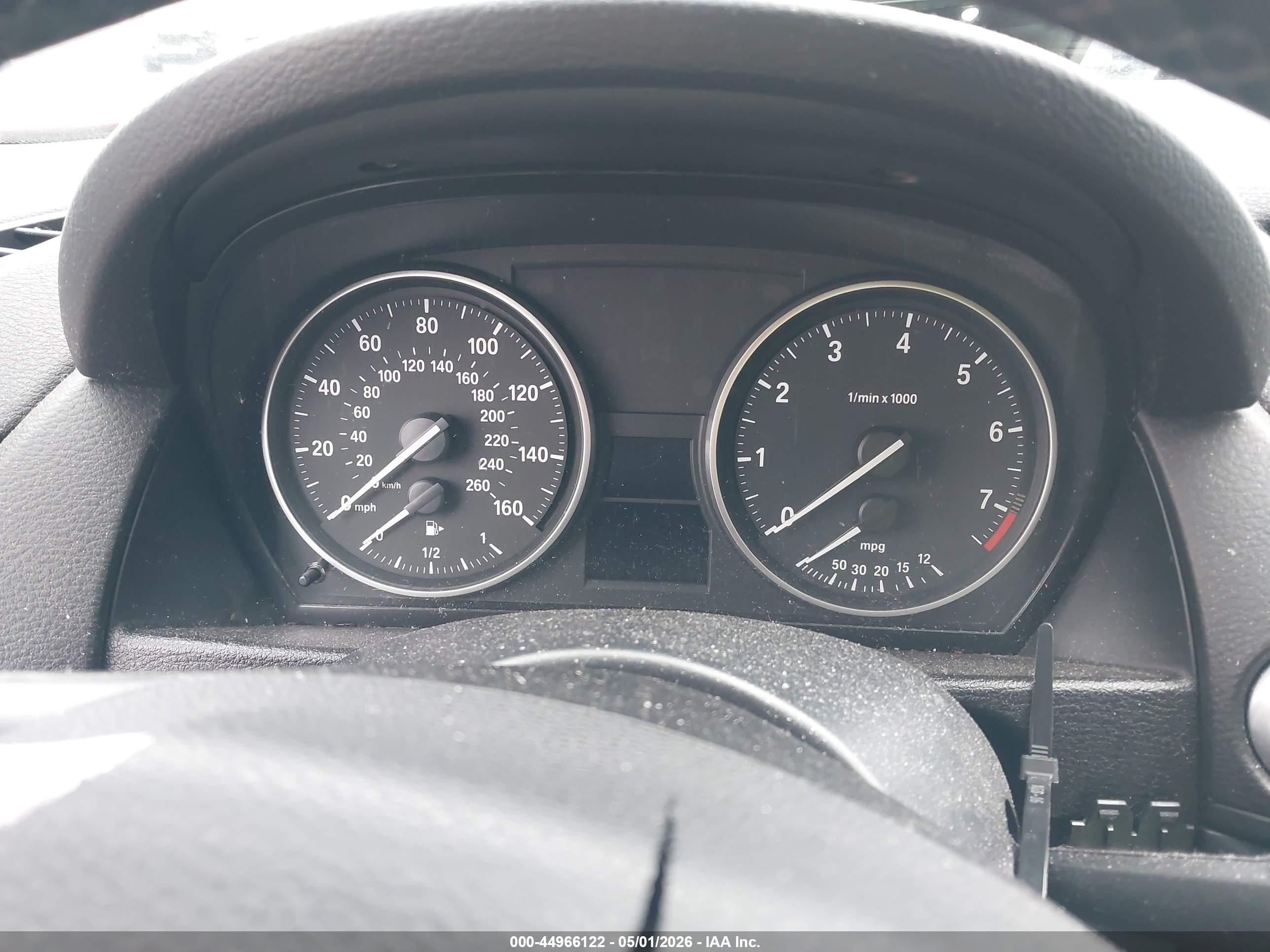 BMW X1 image 7