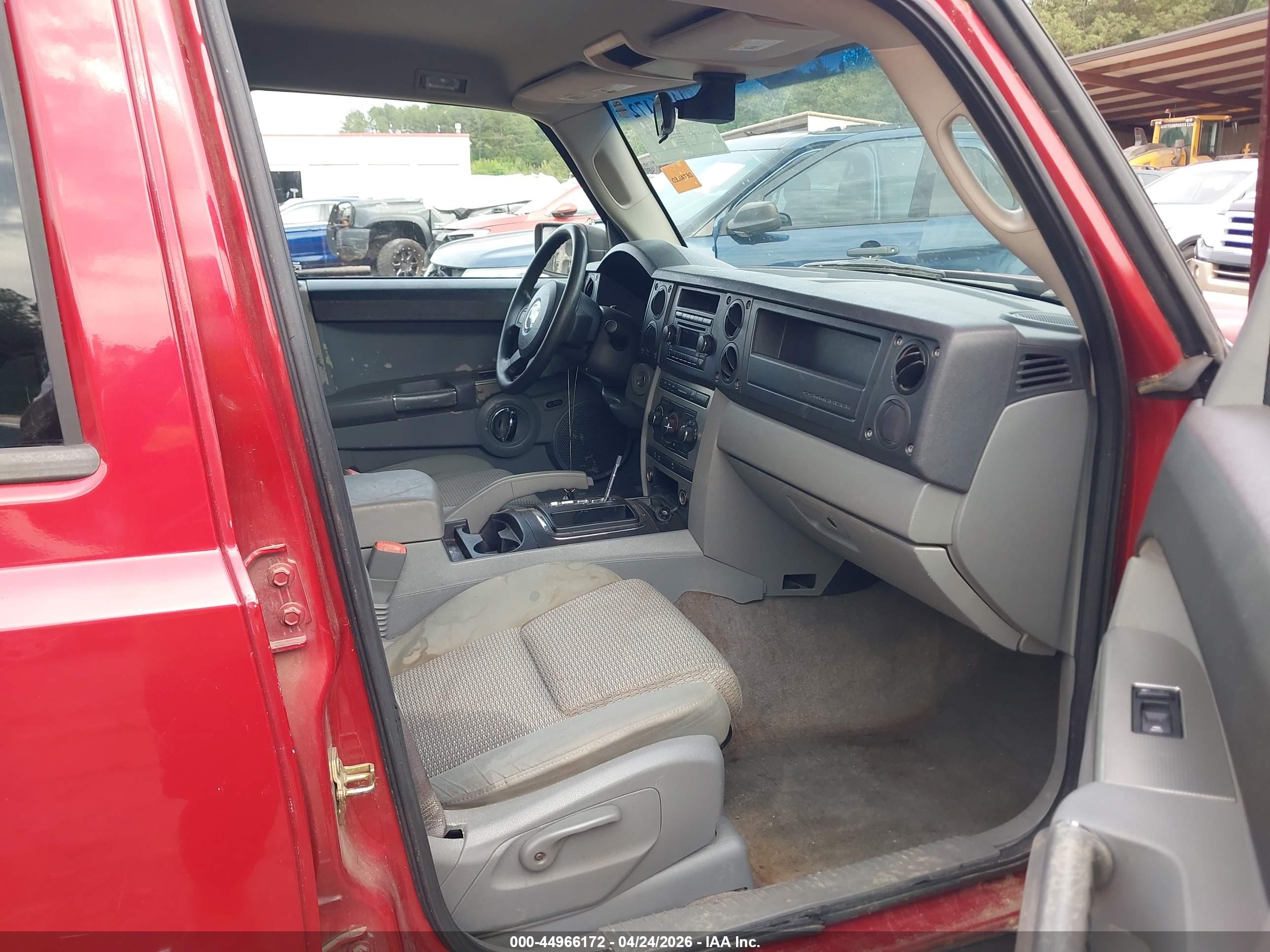 JEEP COMMANDER image 5