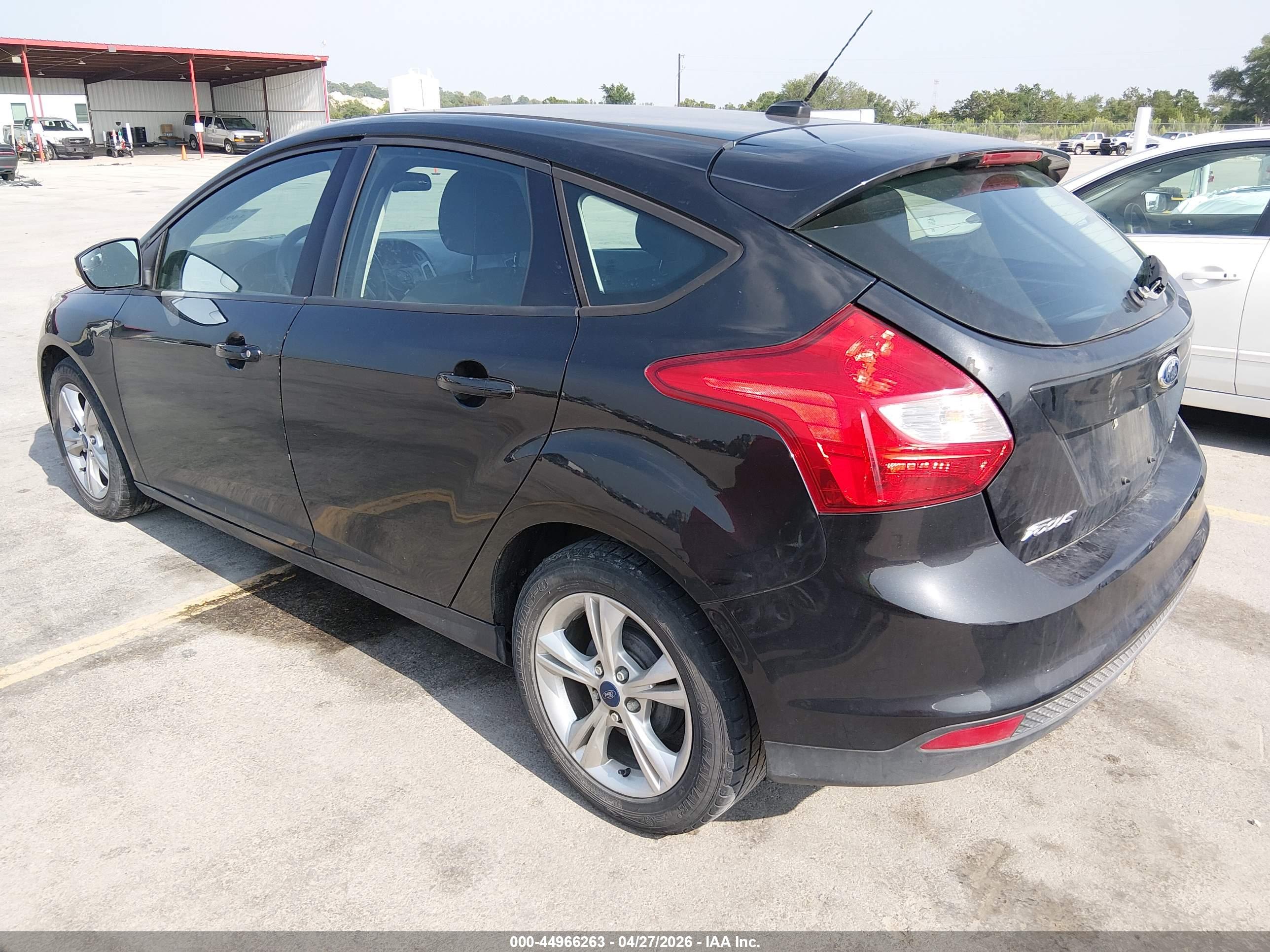 FORD FOCUS image 3