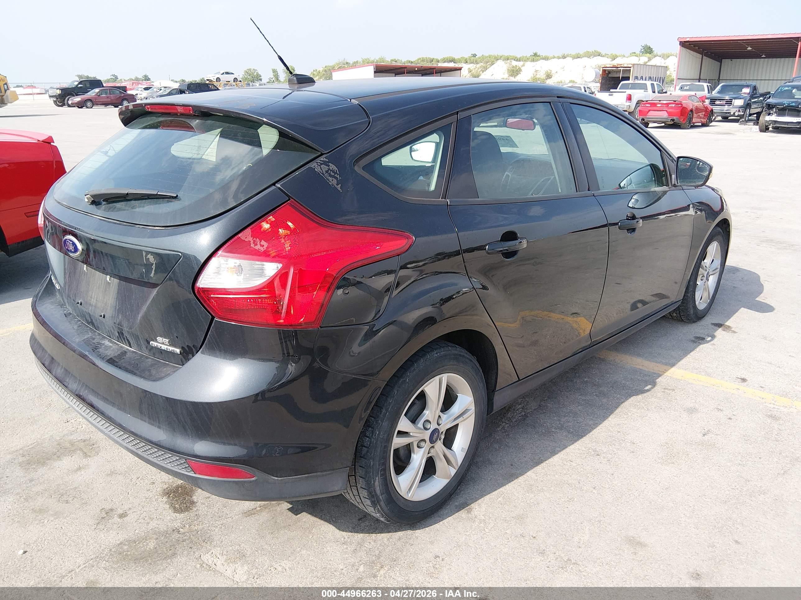 FORD FOCUS image 4