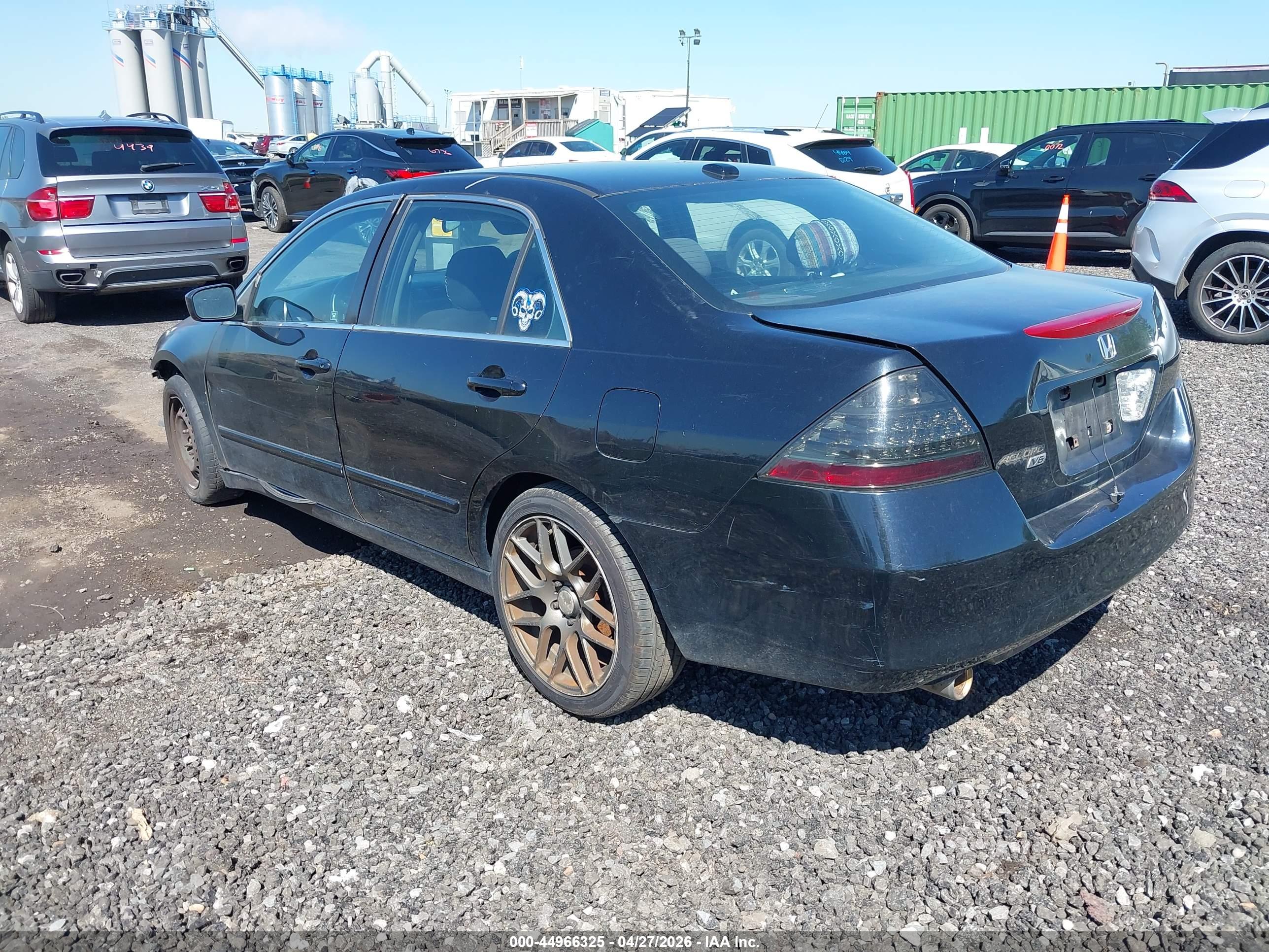 HONDA ACCORD image 3