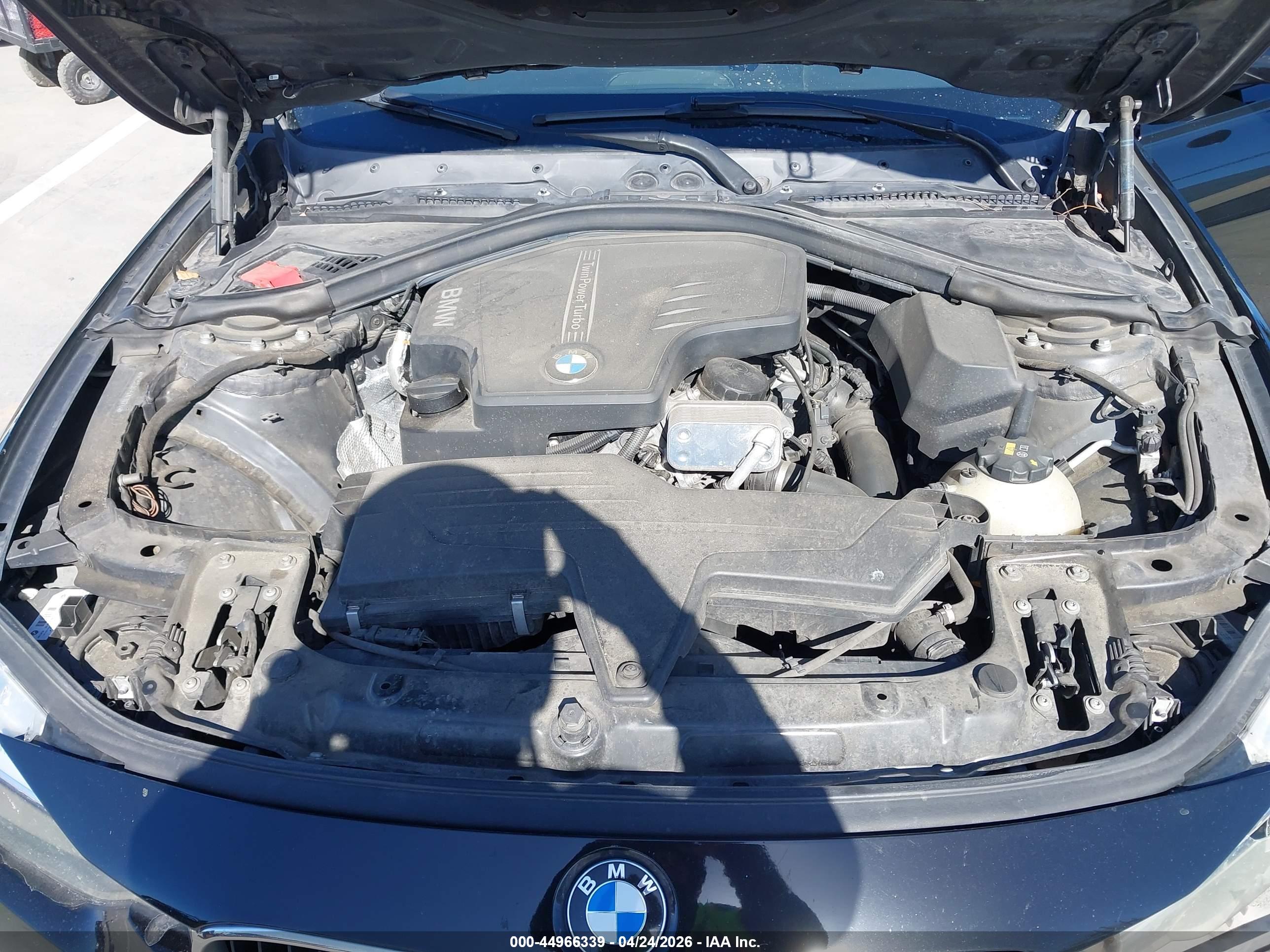 BMW 328I image 10