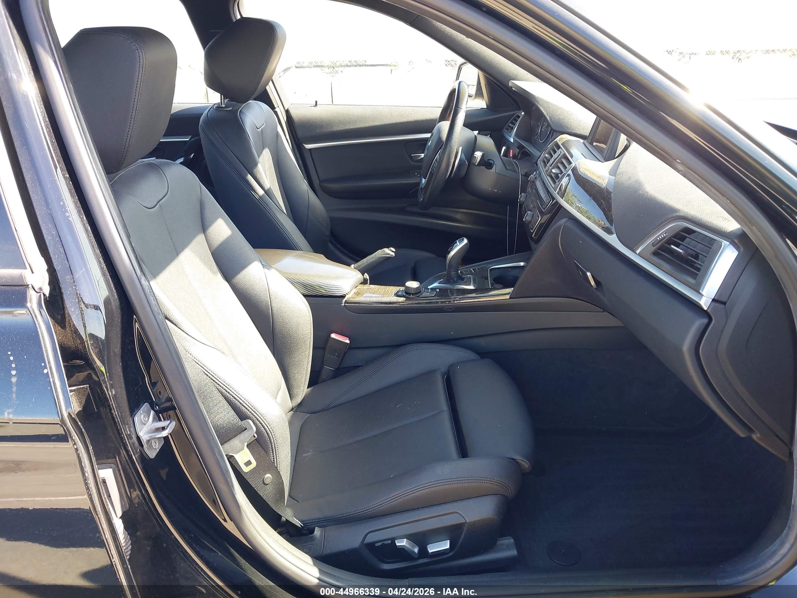 BMW 328I image 5