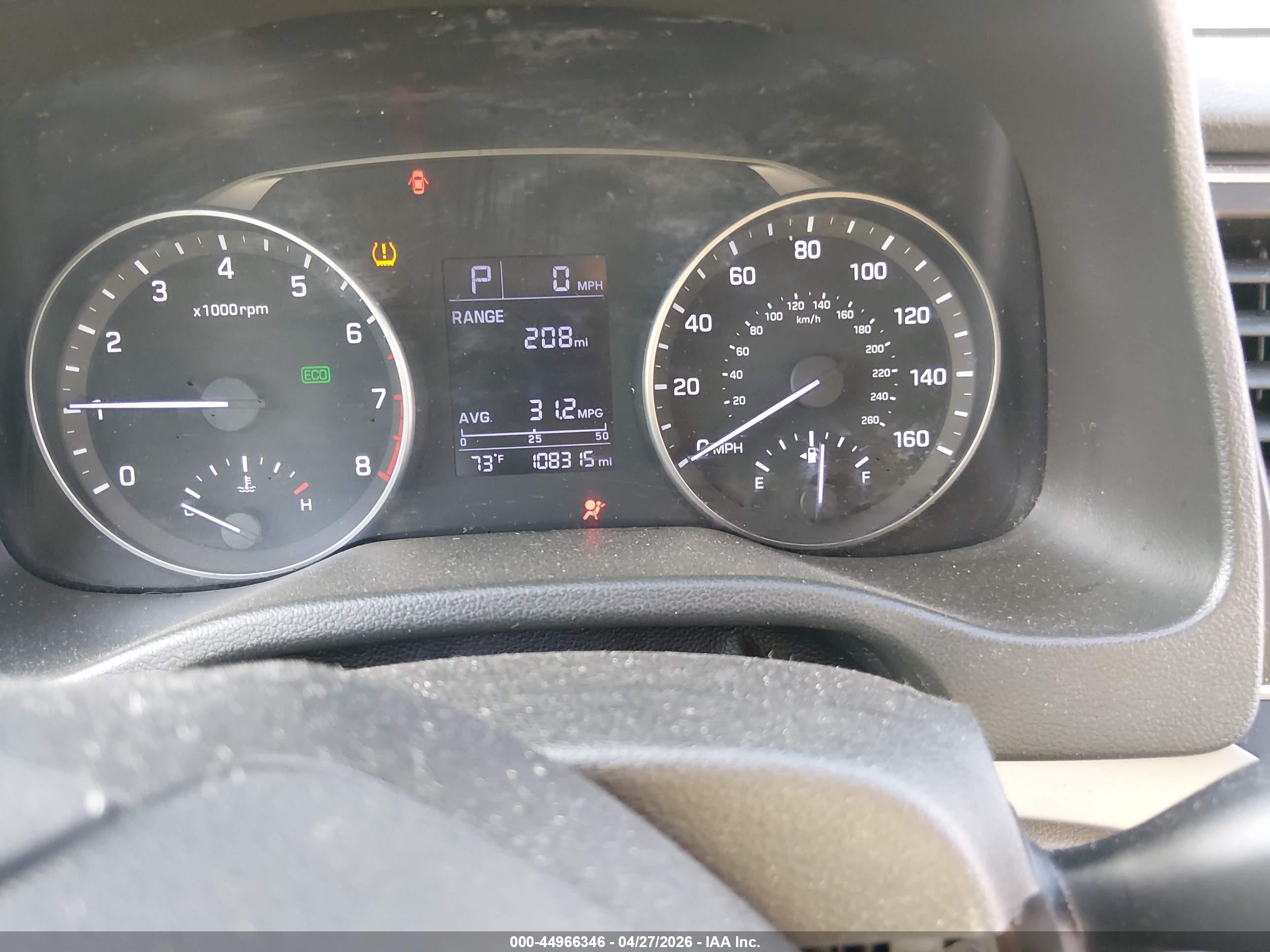 HYUNDAI ELANTRA image 7