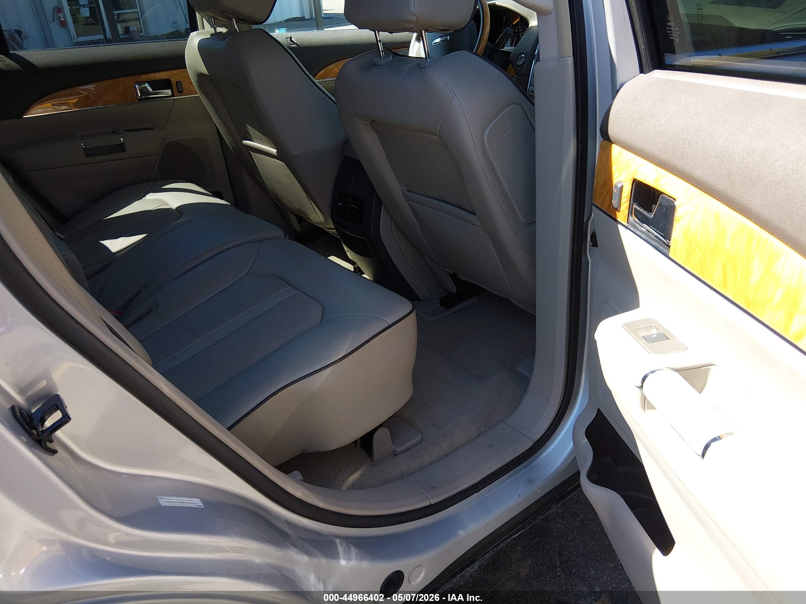 LINCOLN MKX image 8