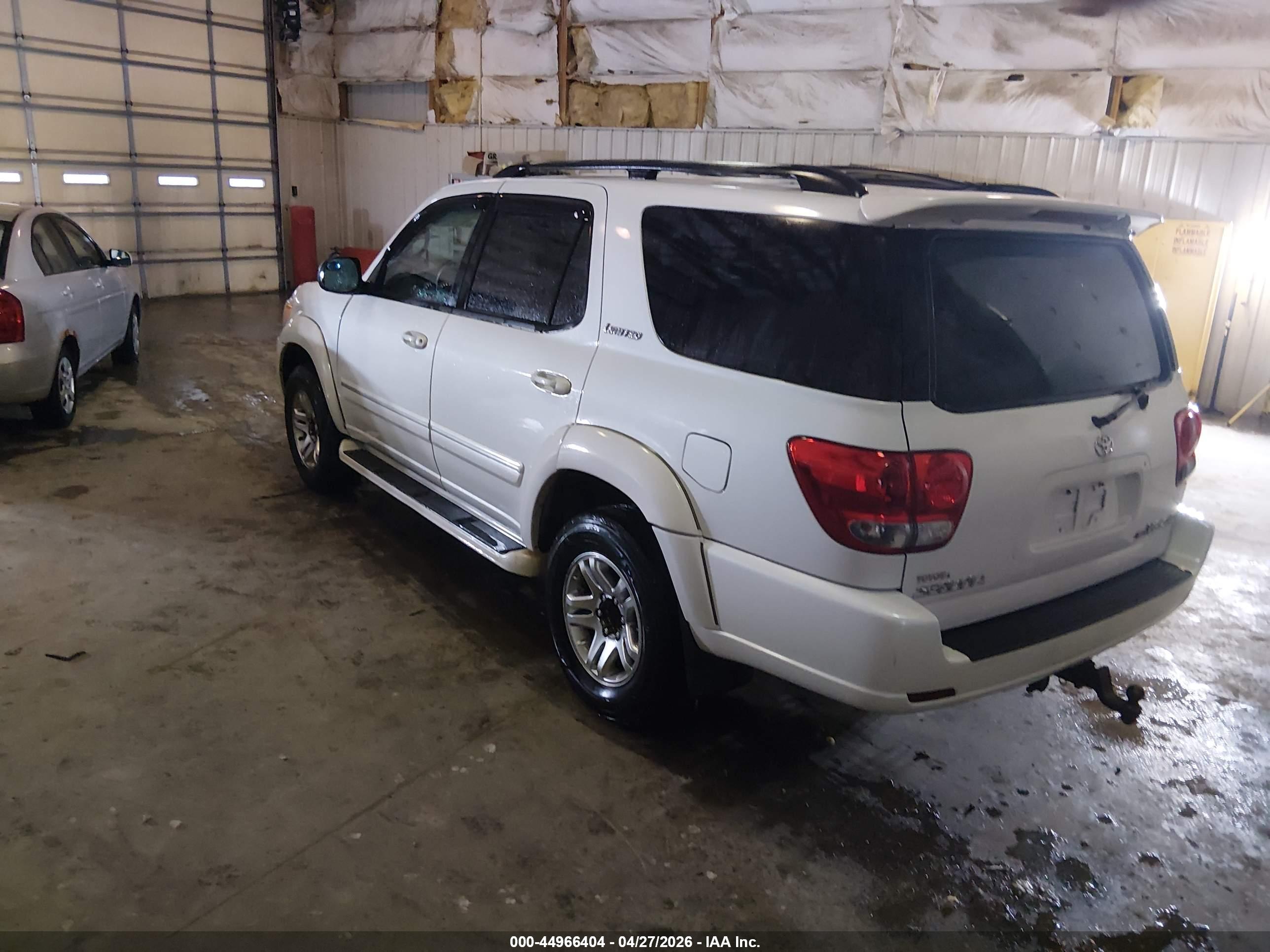 TOYOTA SEQUOIA image 3