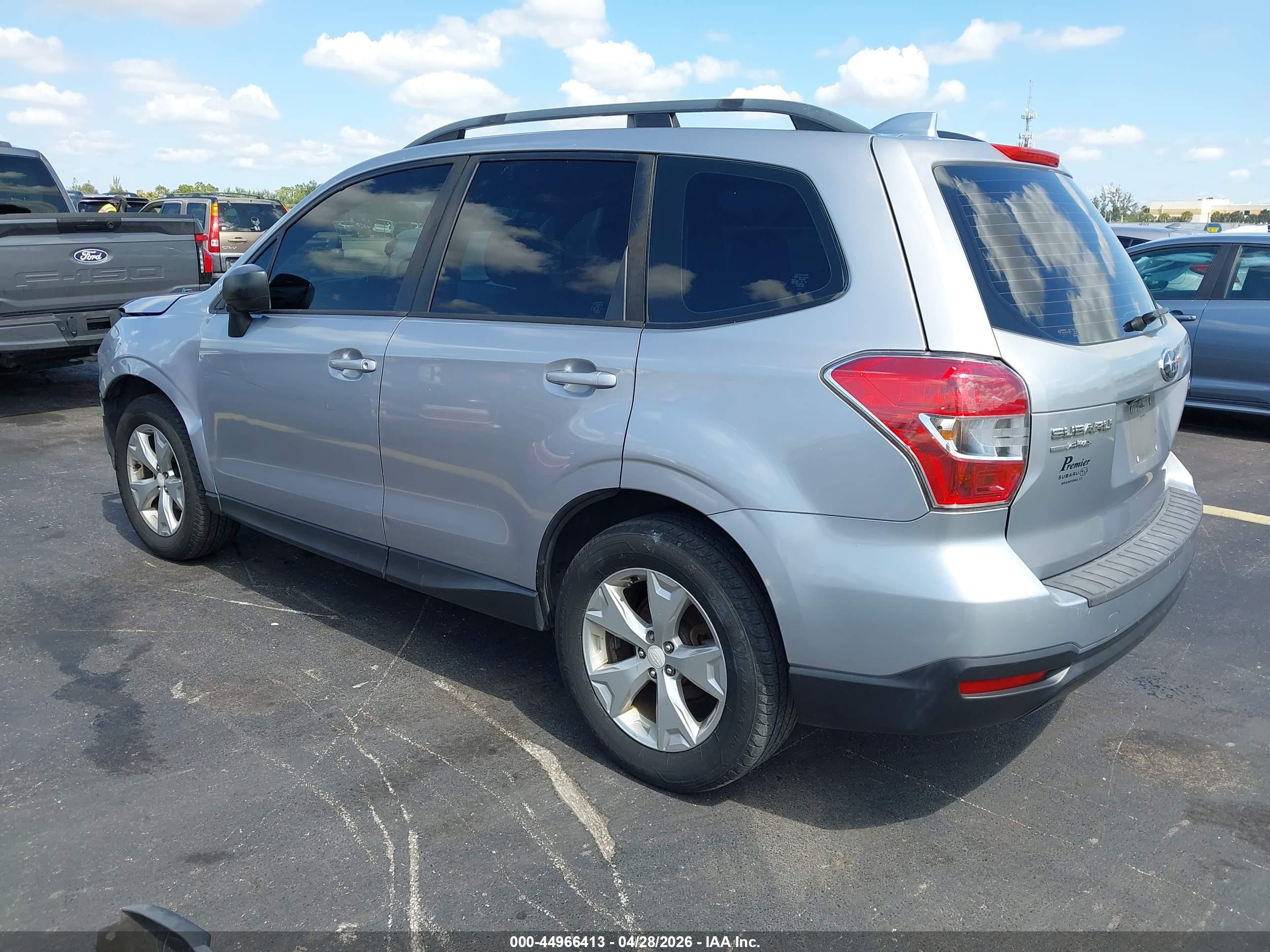 SUBARU FORESTER image 3