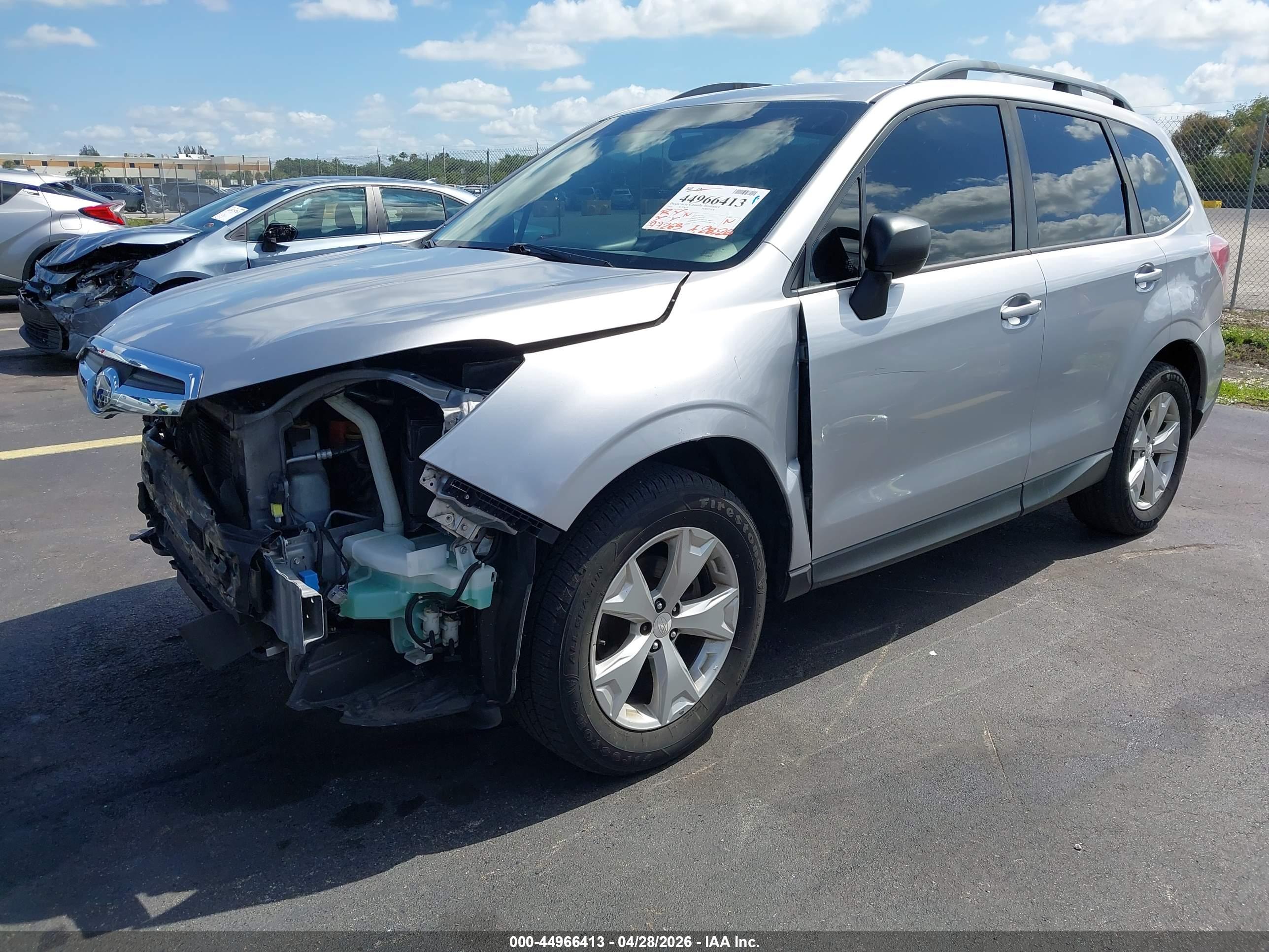 SUBARU FORESTER image 6