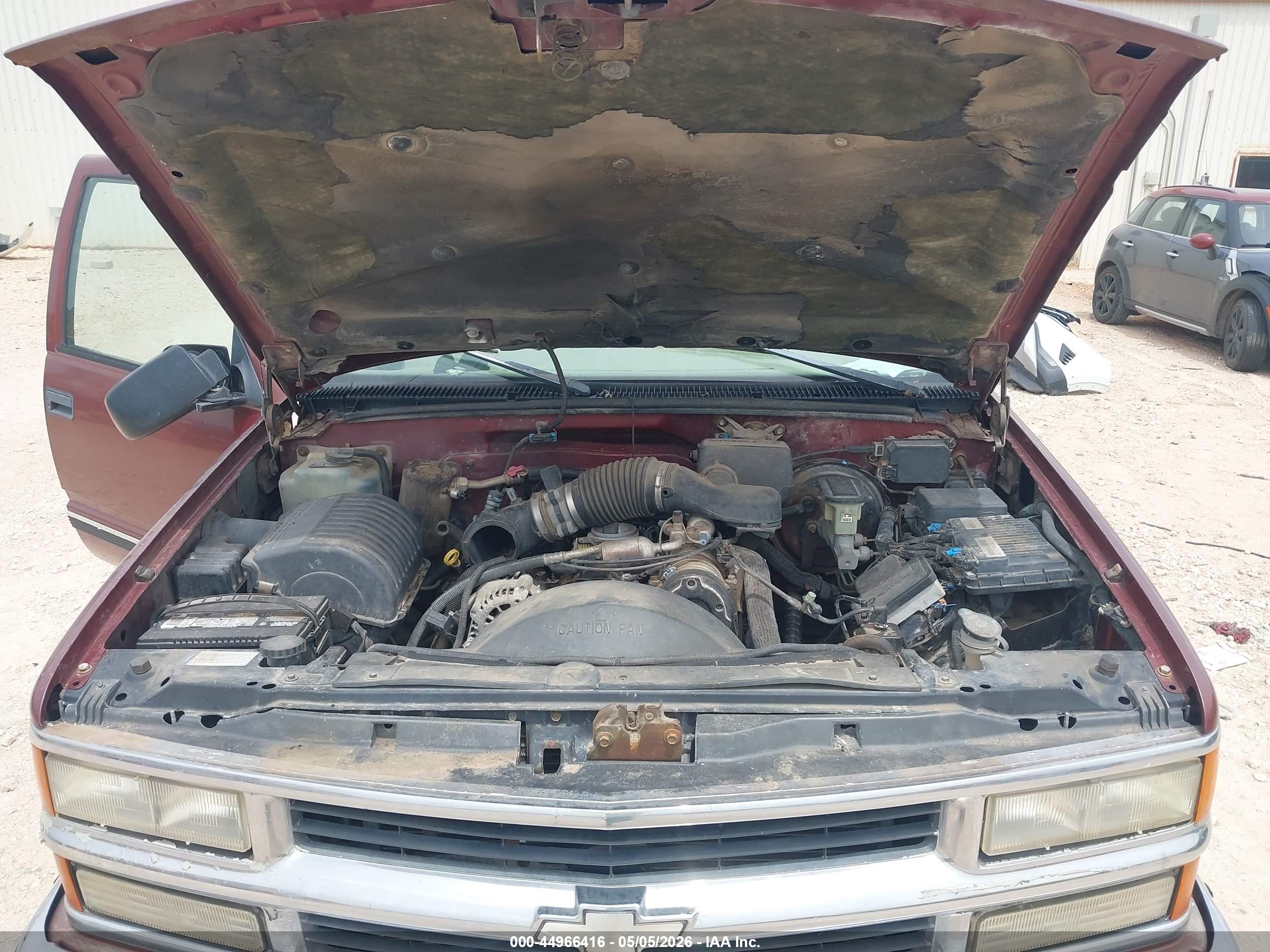 CHEVROLET C1500 image 10