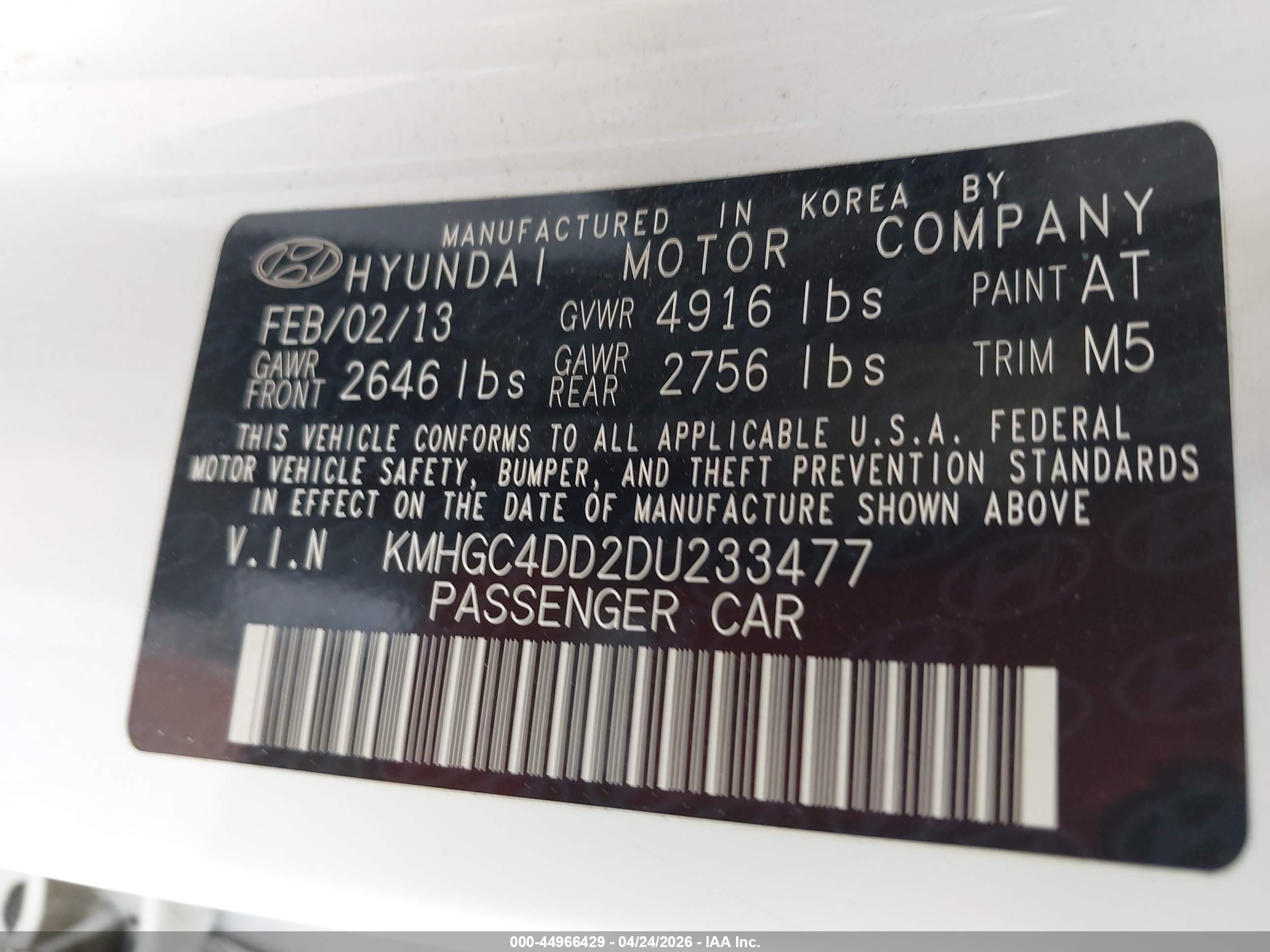 HYUNDAI GENESIS image 9