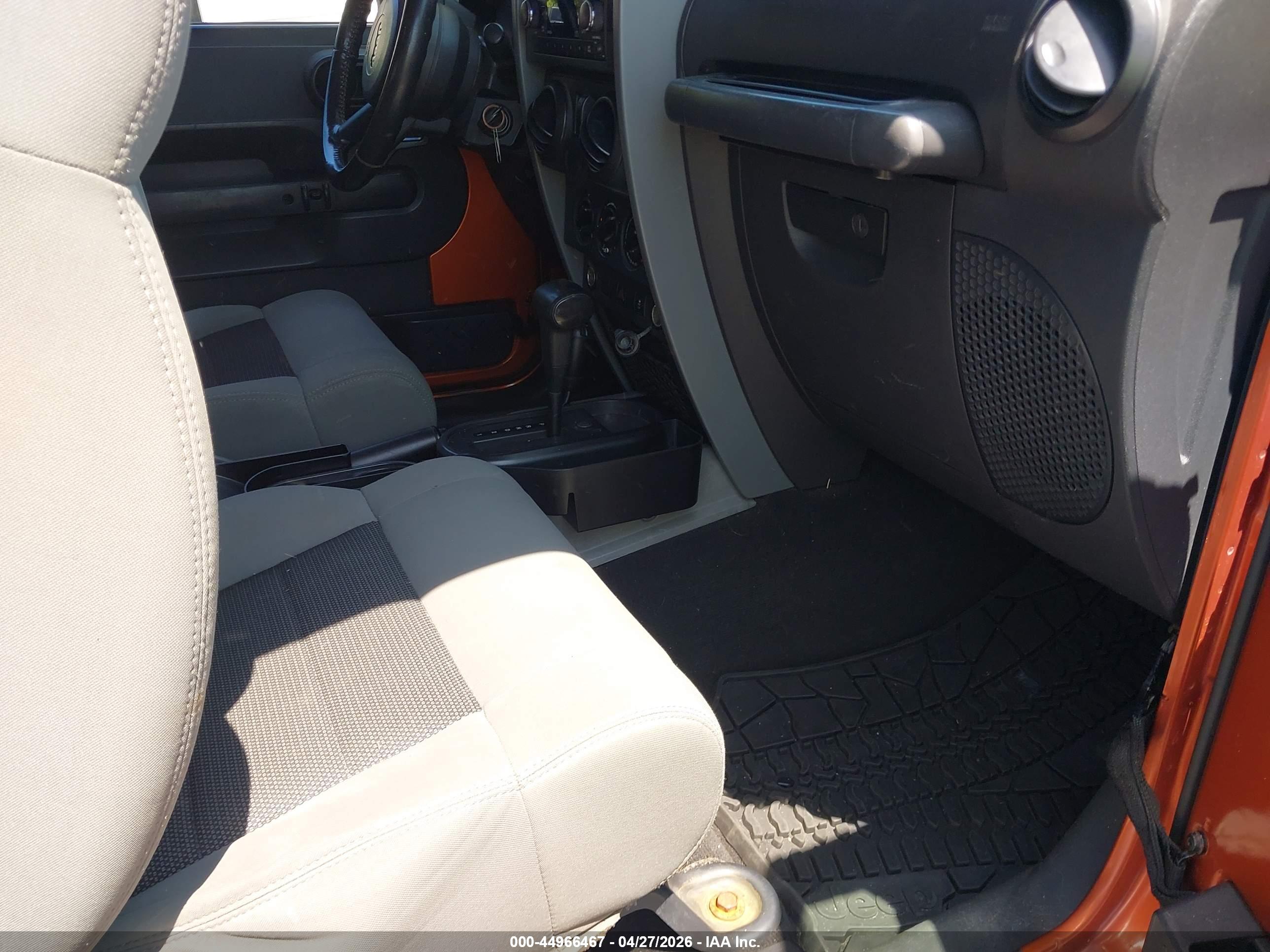 JEEP WRANGLER image 5