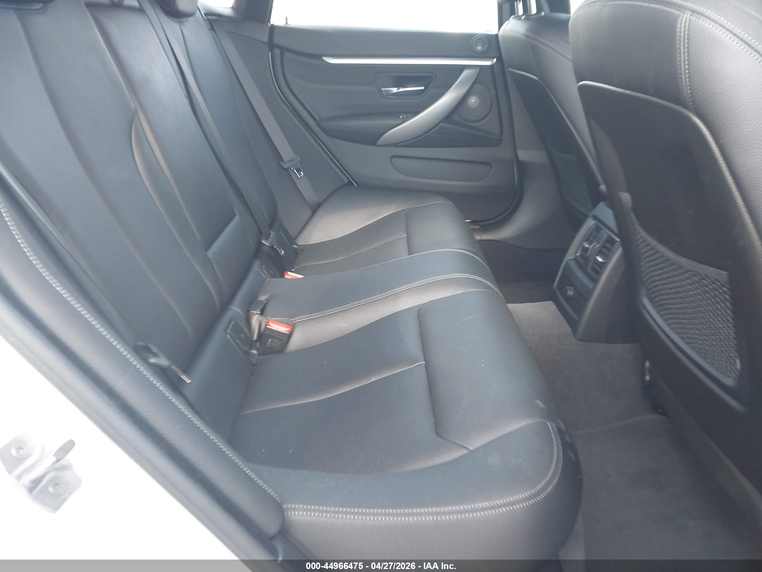 BMW 440I image 8