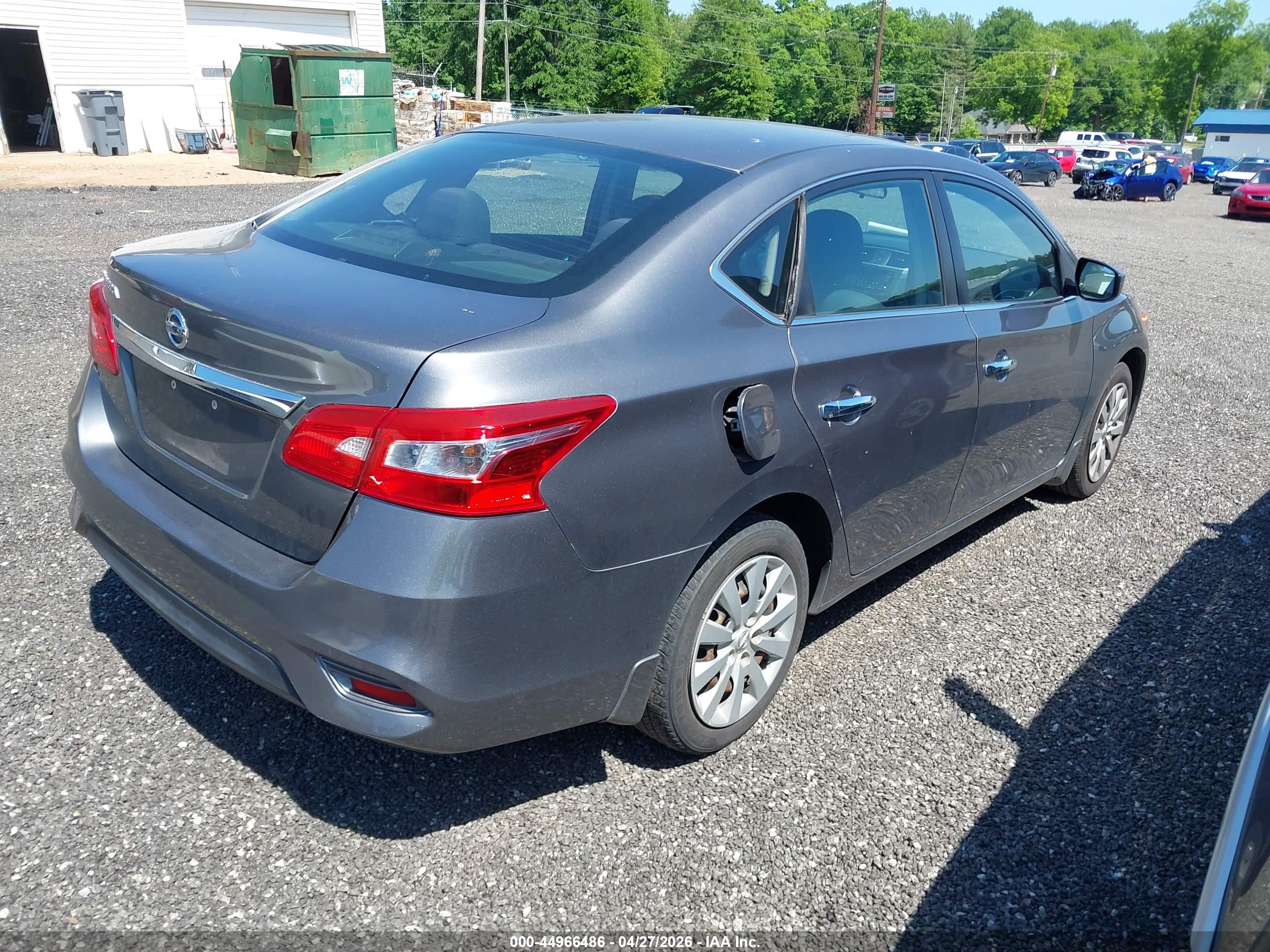NISSAN SENTRA image 4