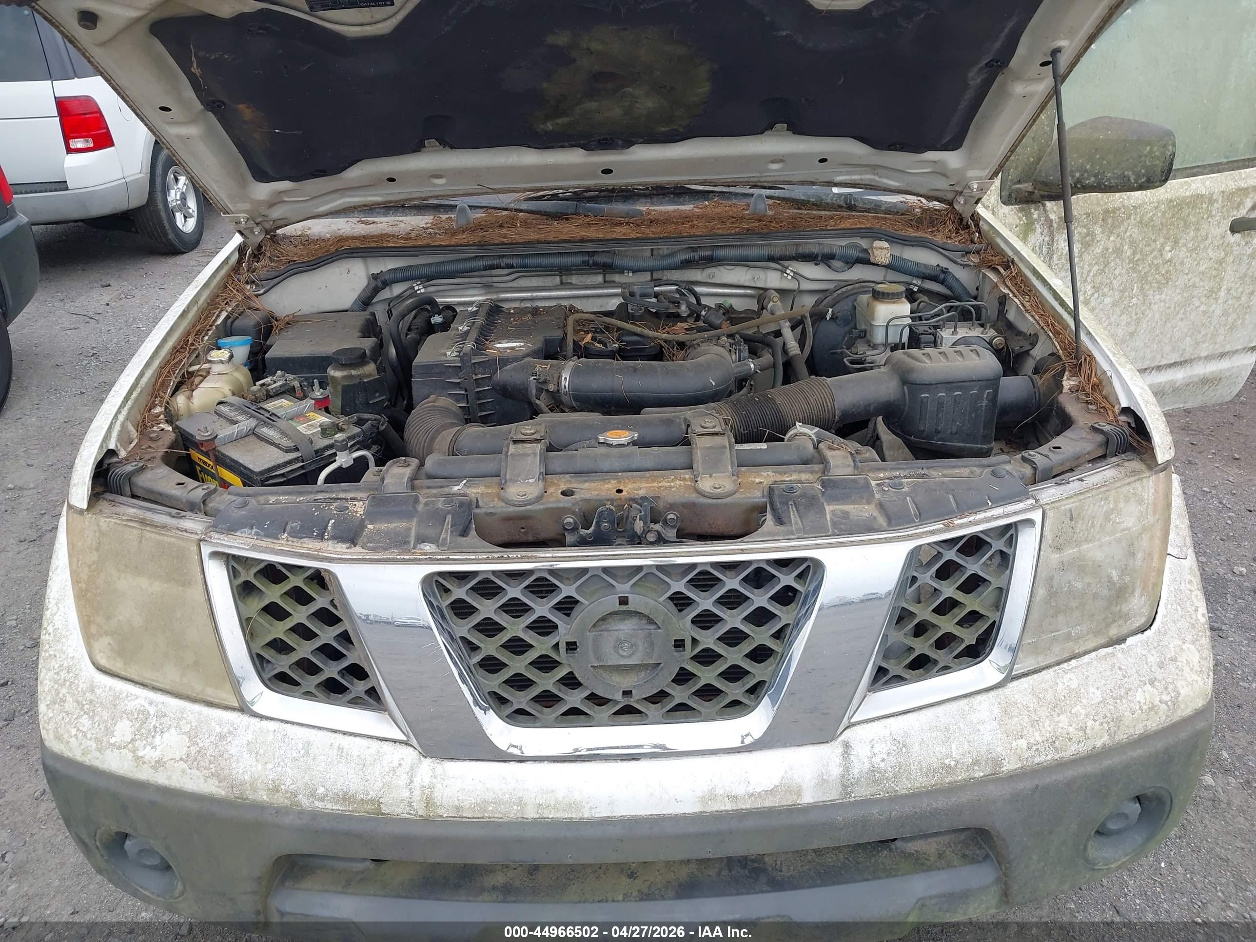 NISSAN FRONTIER image 10