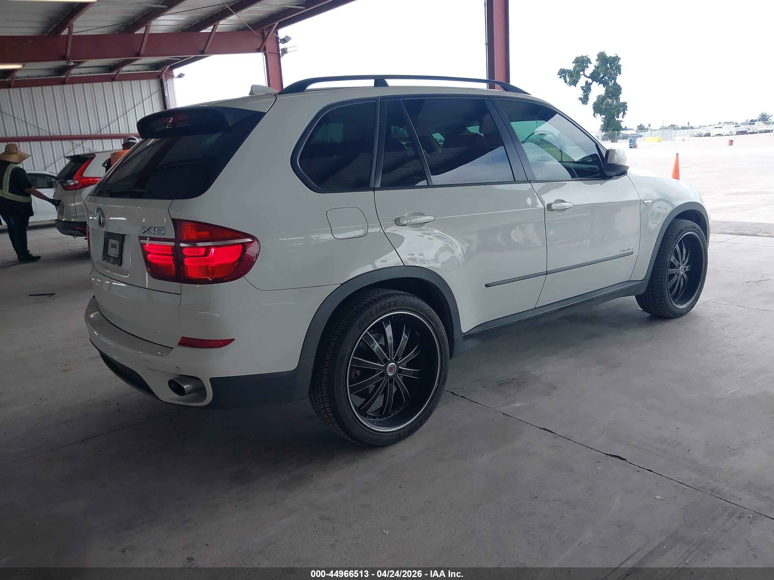 BMW X5 image 4