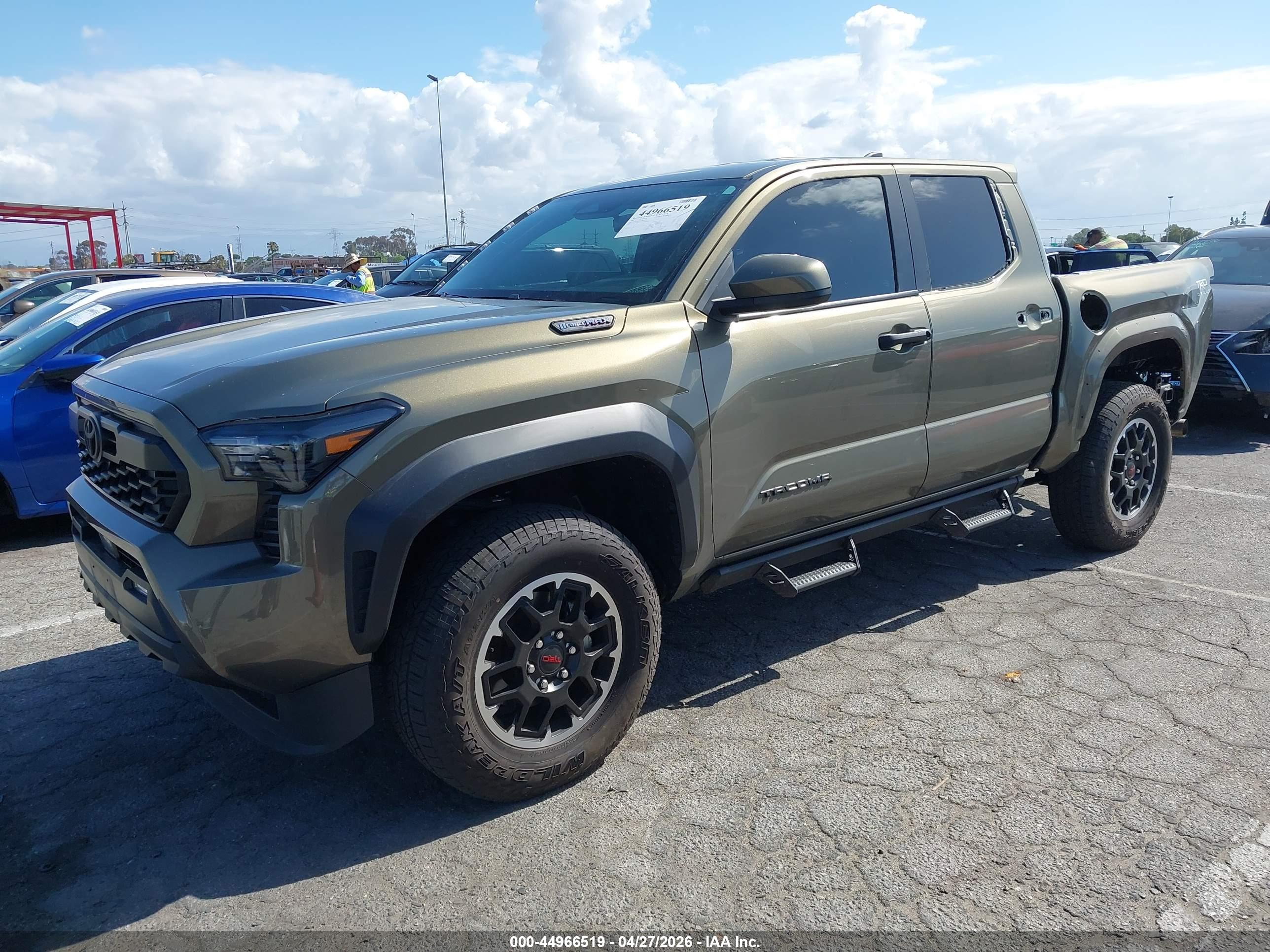 TOYOTA TACOMA image 2