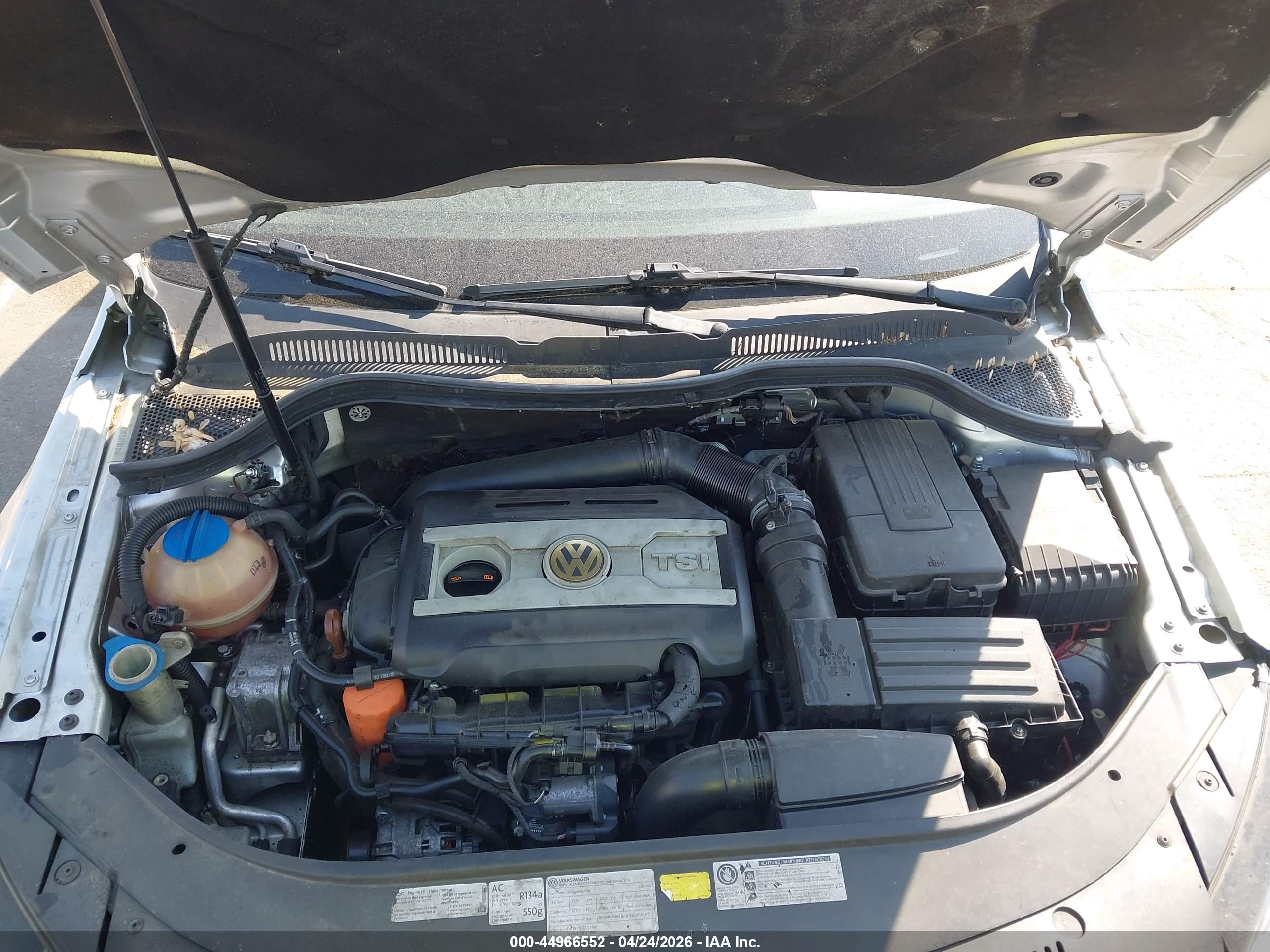 VOLKSWAGEN CC image 10