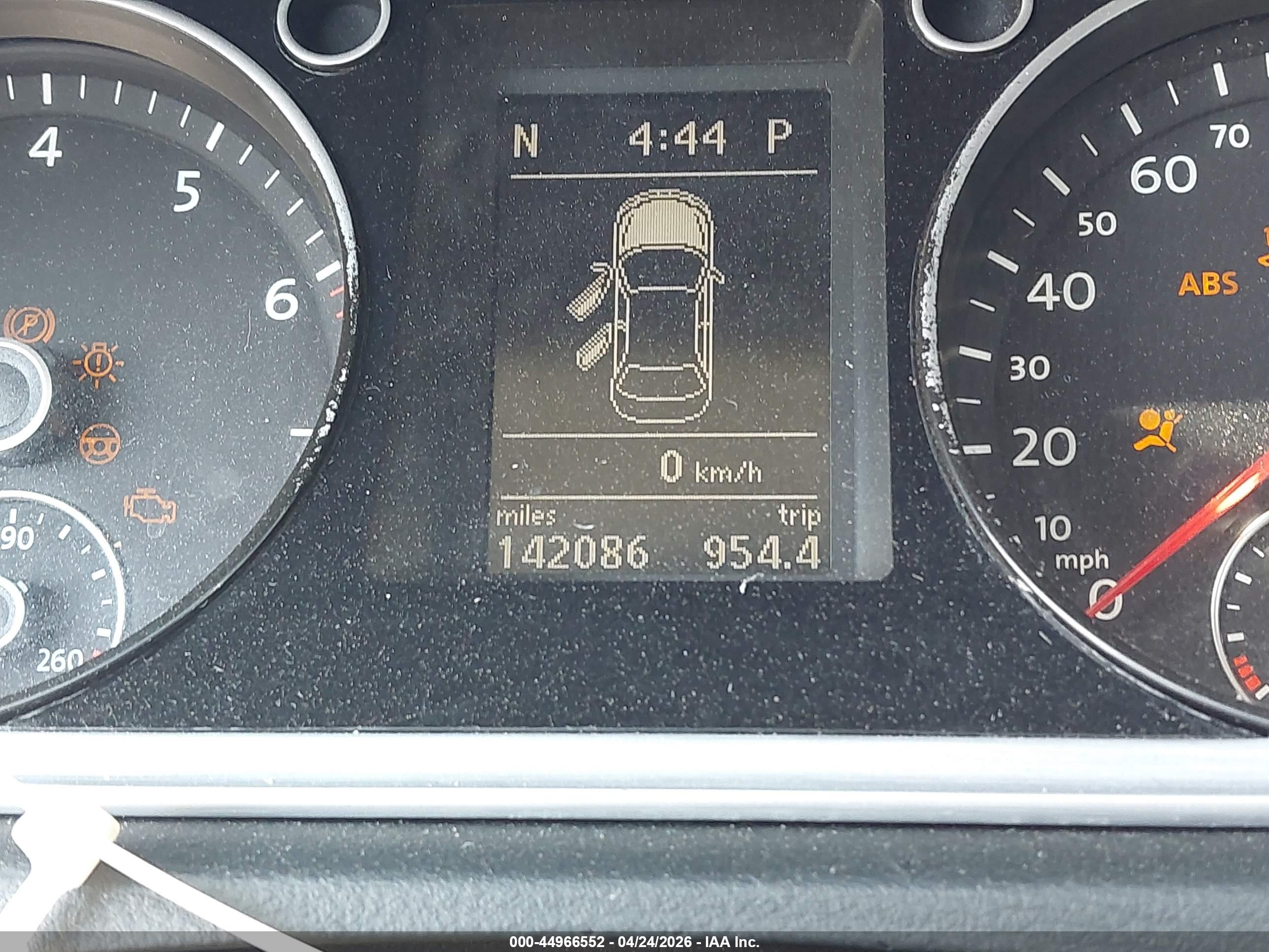 VOLKSWAGEN CC image 7