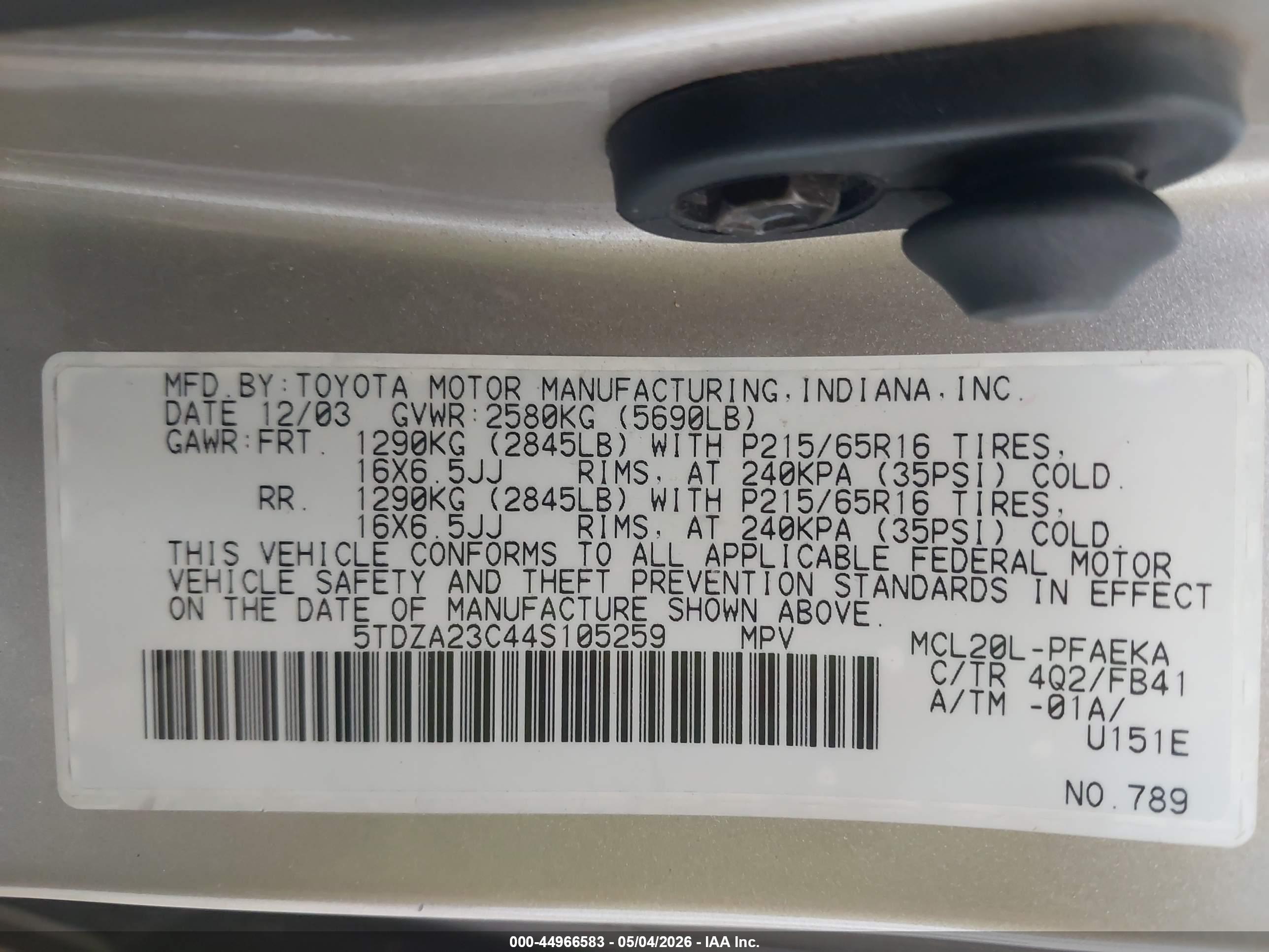 TOYOTA SIENNA image 9