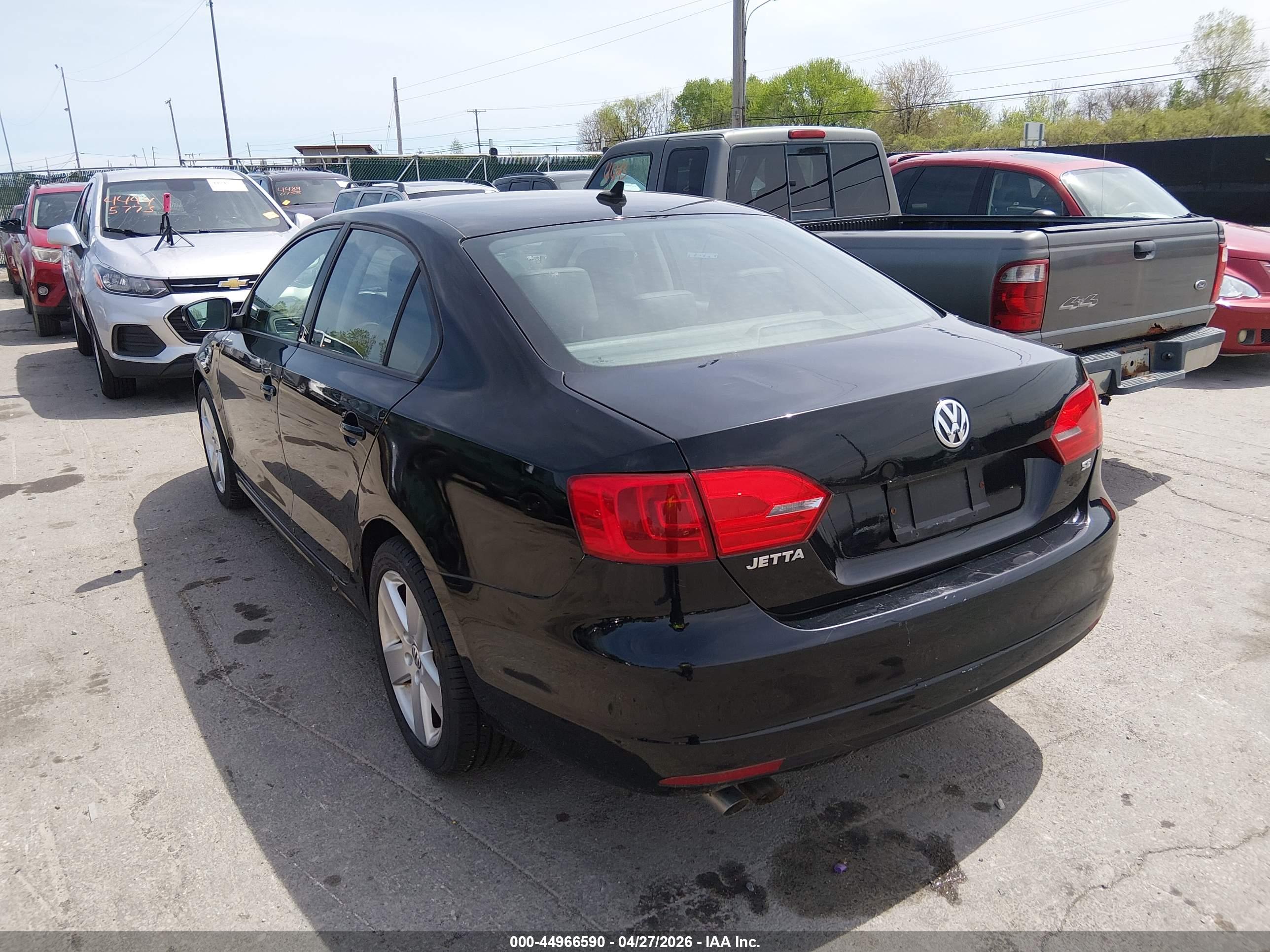 VOLKSWAGEN JETTA image 3