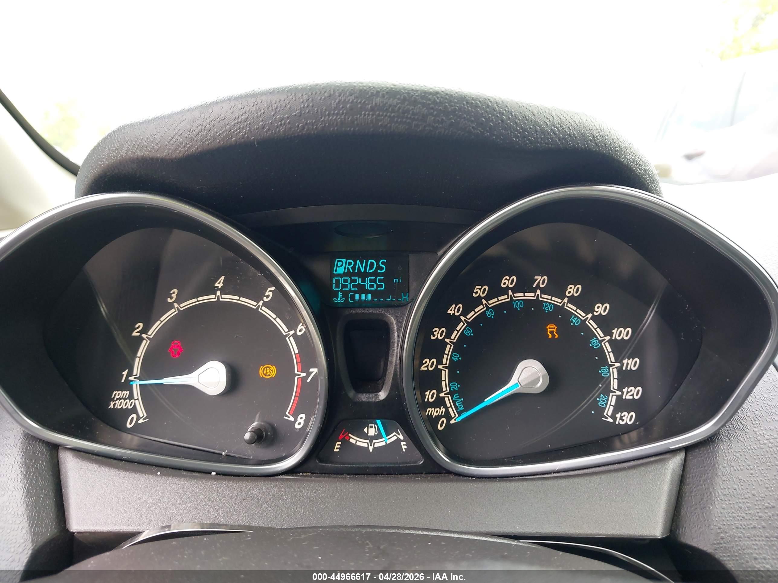 FORD FIESTA image 7