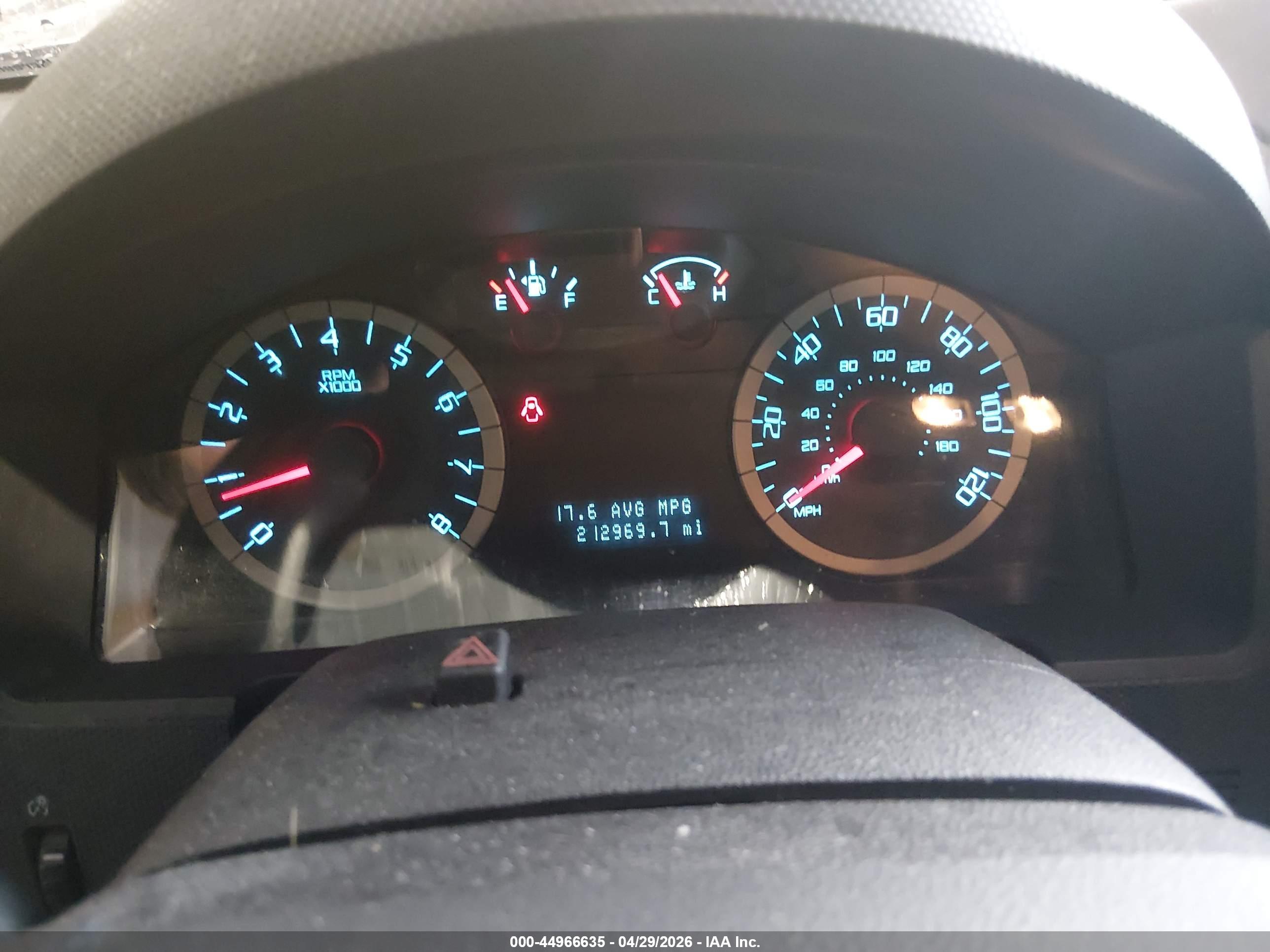 FORD ESCAPE image 7