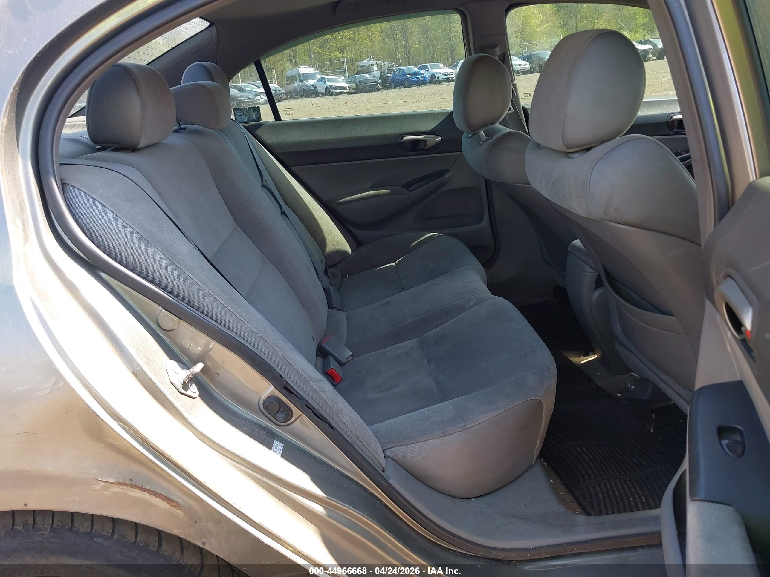 HONDA CIVIC image 8