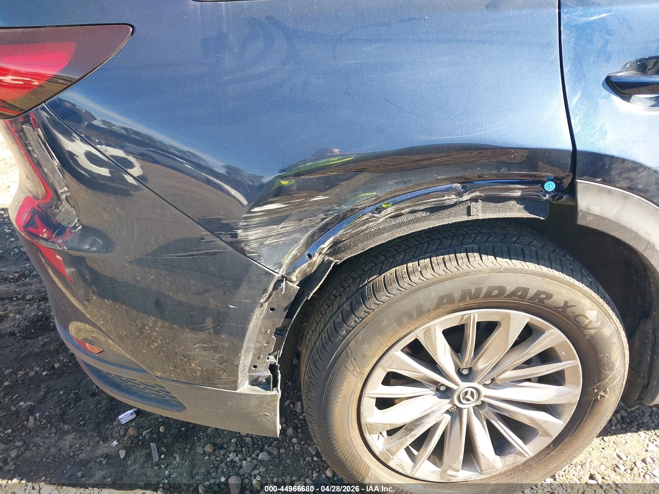MAZDA CX-90 image 6