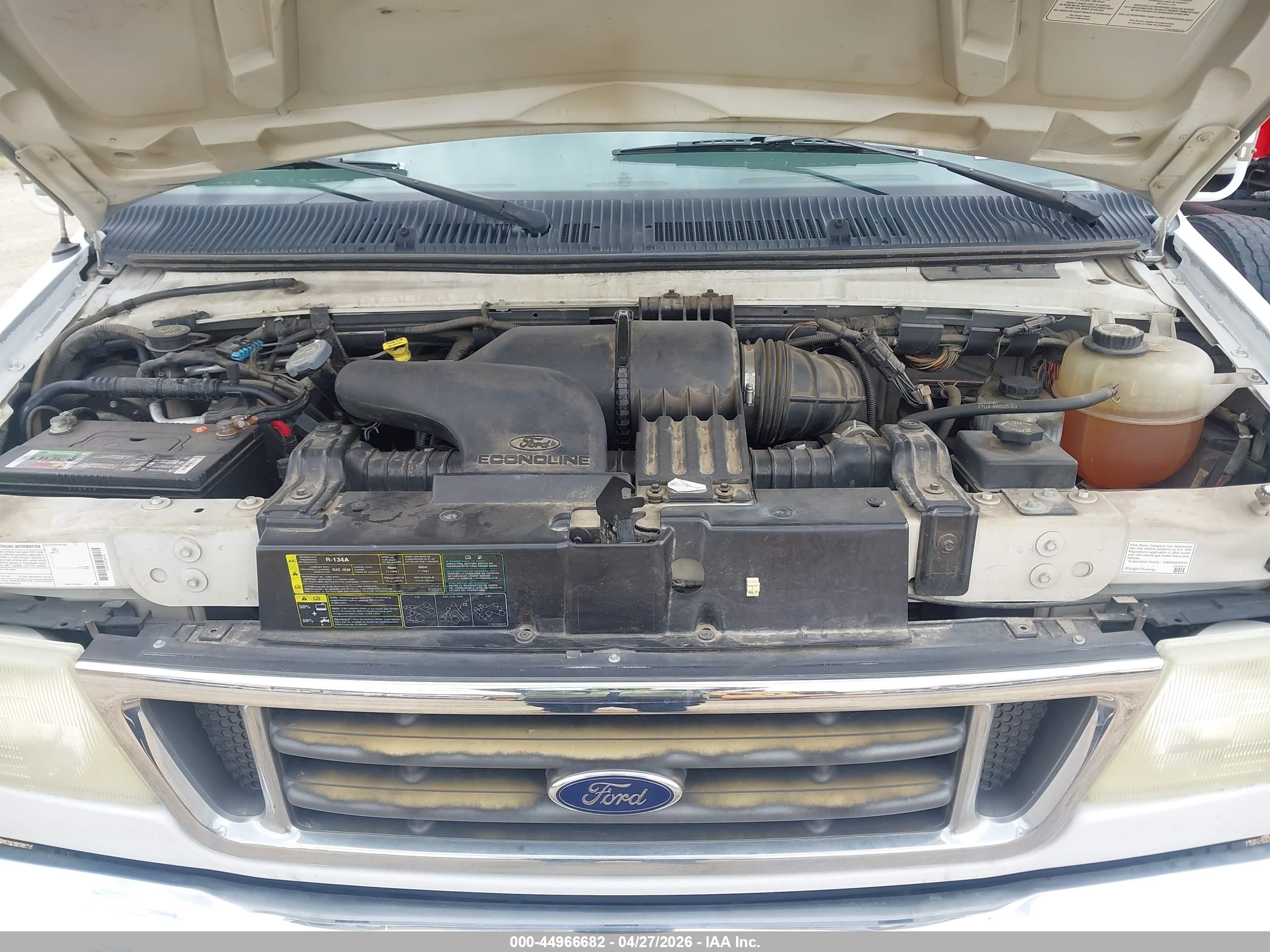 FORD E-450 image 10