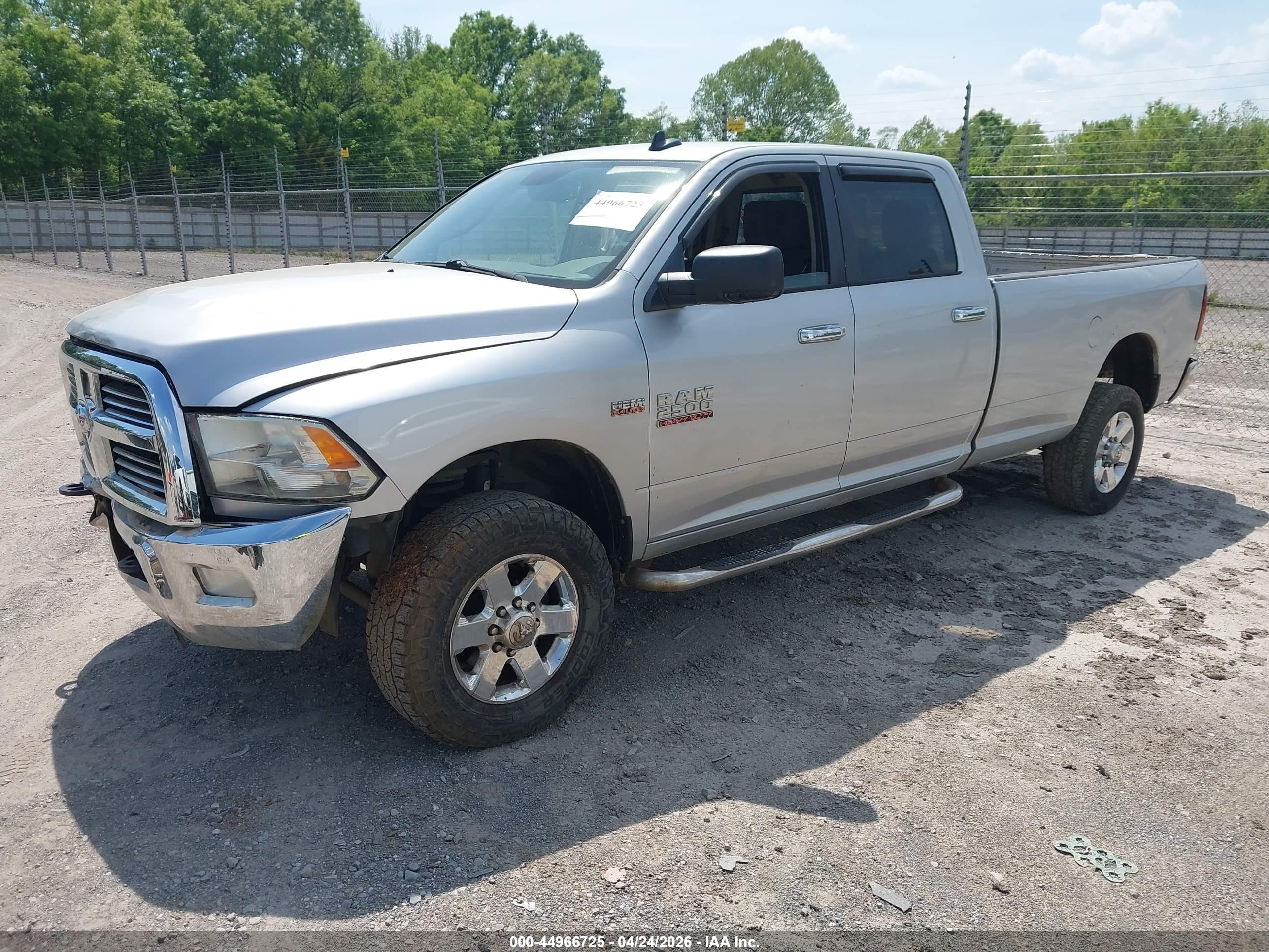 RAM 2500 image 2