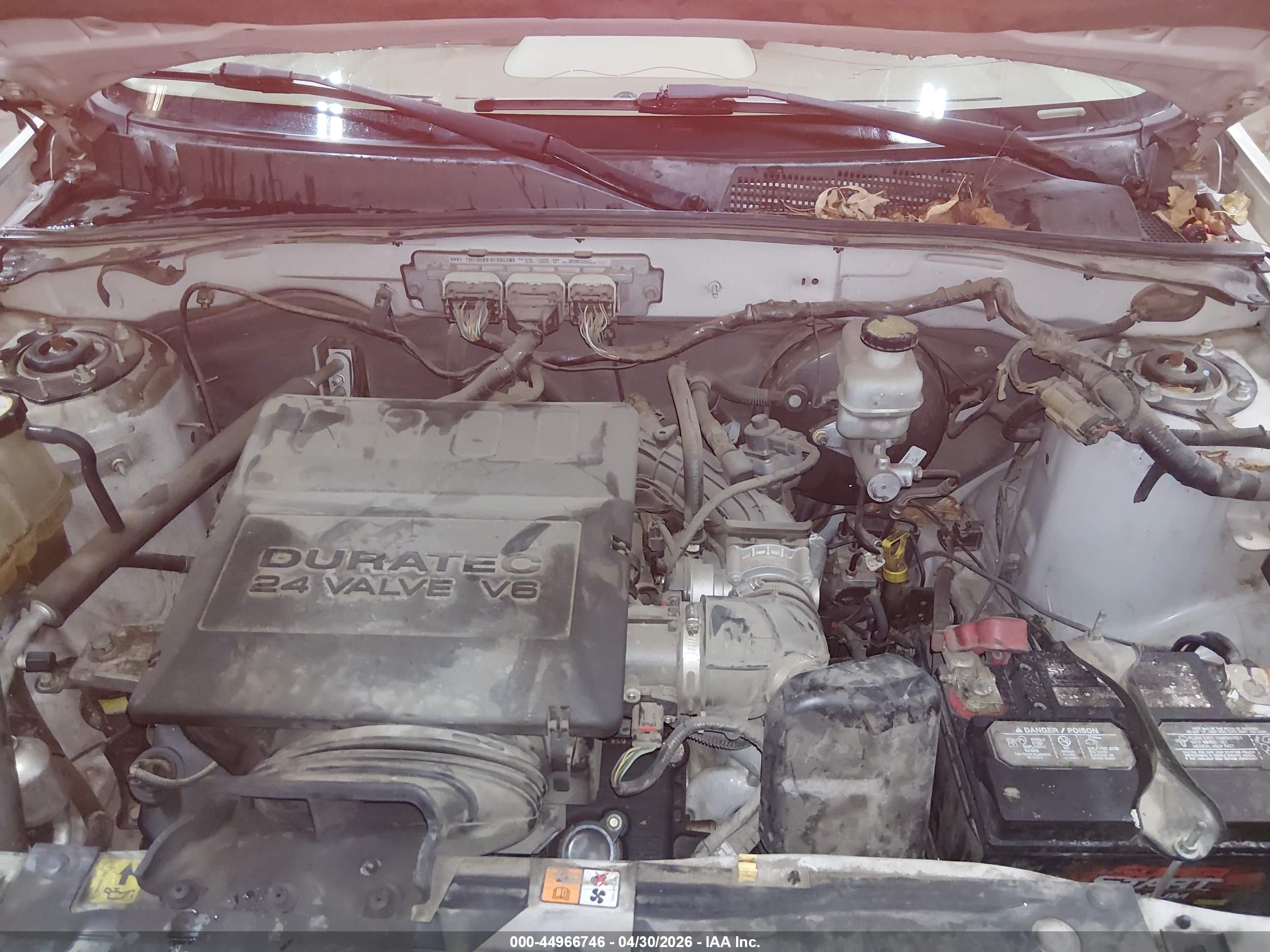 FORD ESCAPE image 10