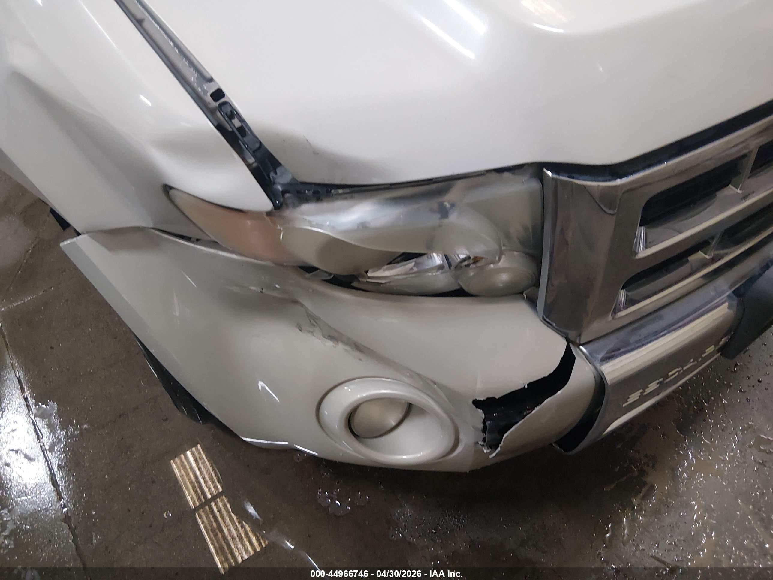 FORD ESCAPE image 6