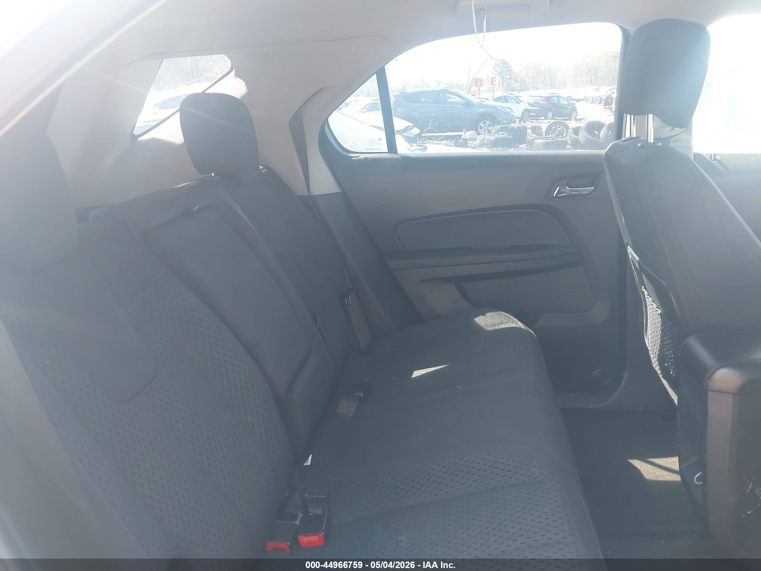 CHEVROLET EQUINOX image 8
