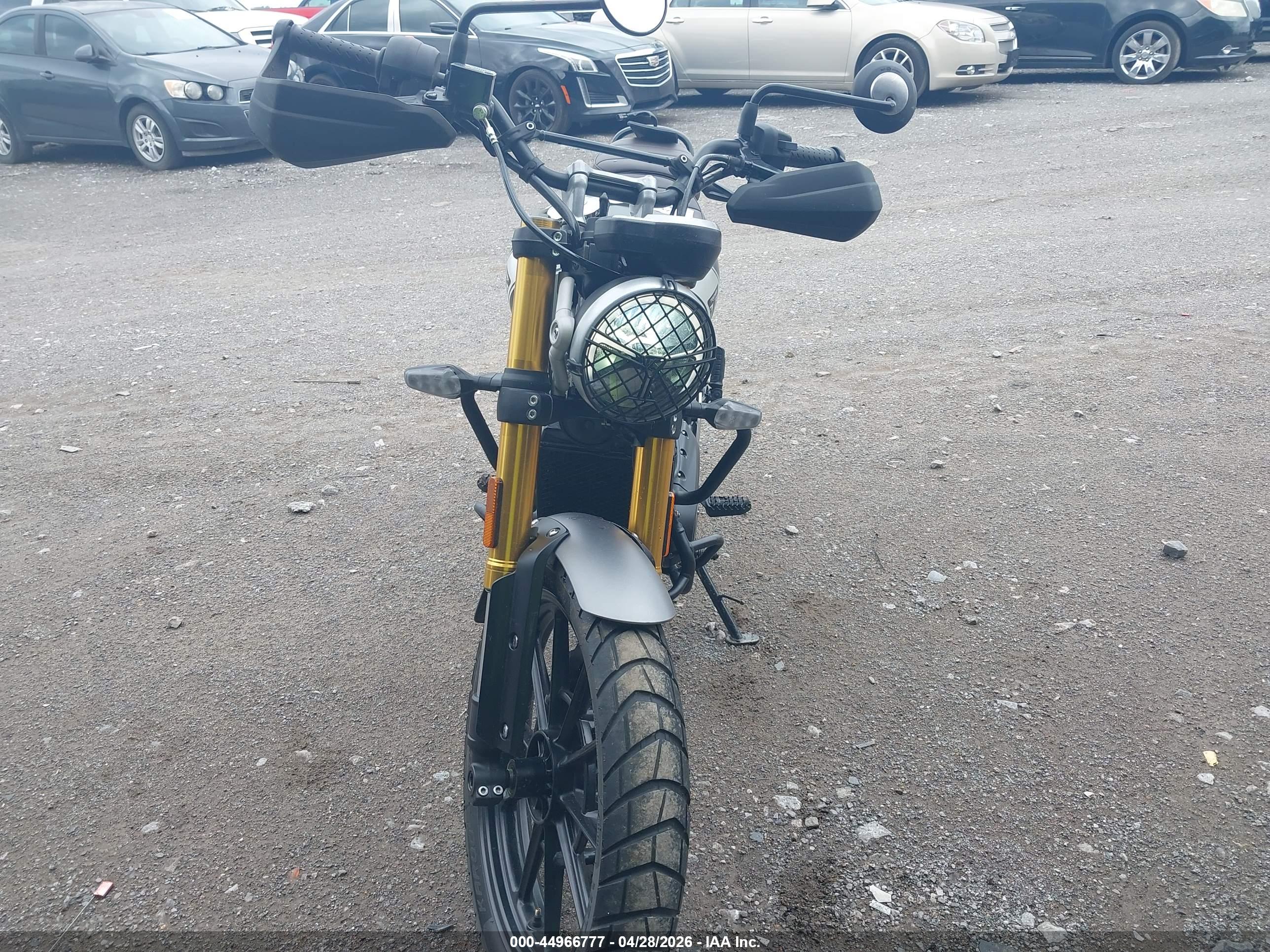 TRIUMPH MOTORCYCLE image 5