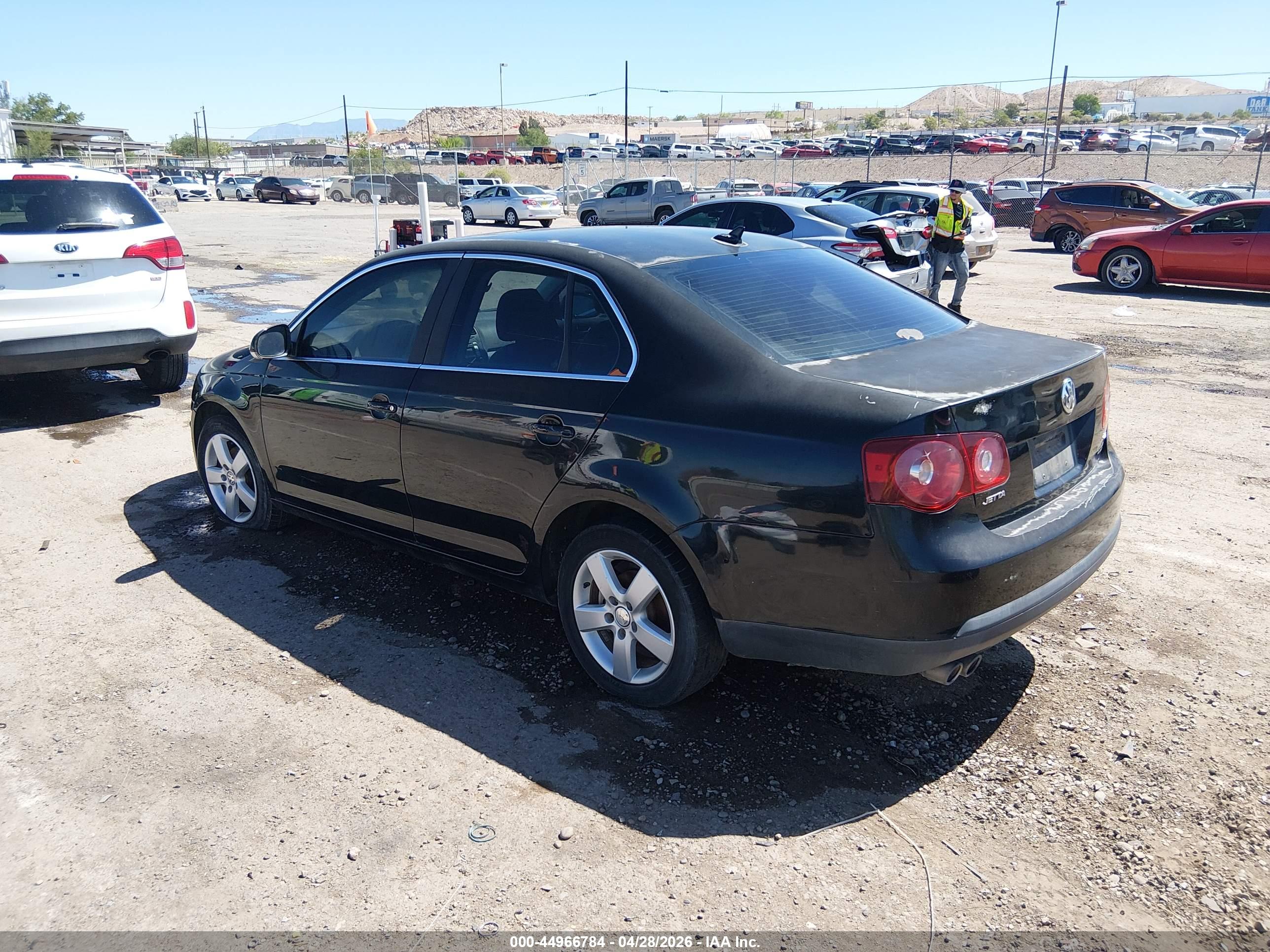 VOLKSWAGEN JETTA image 3