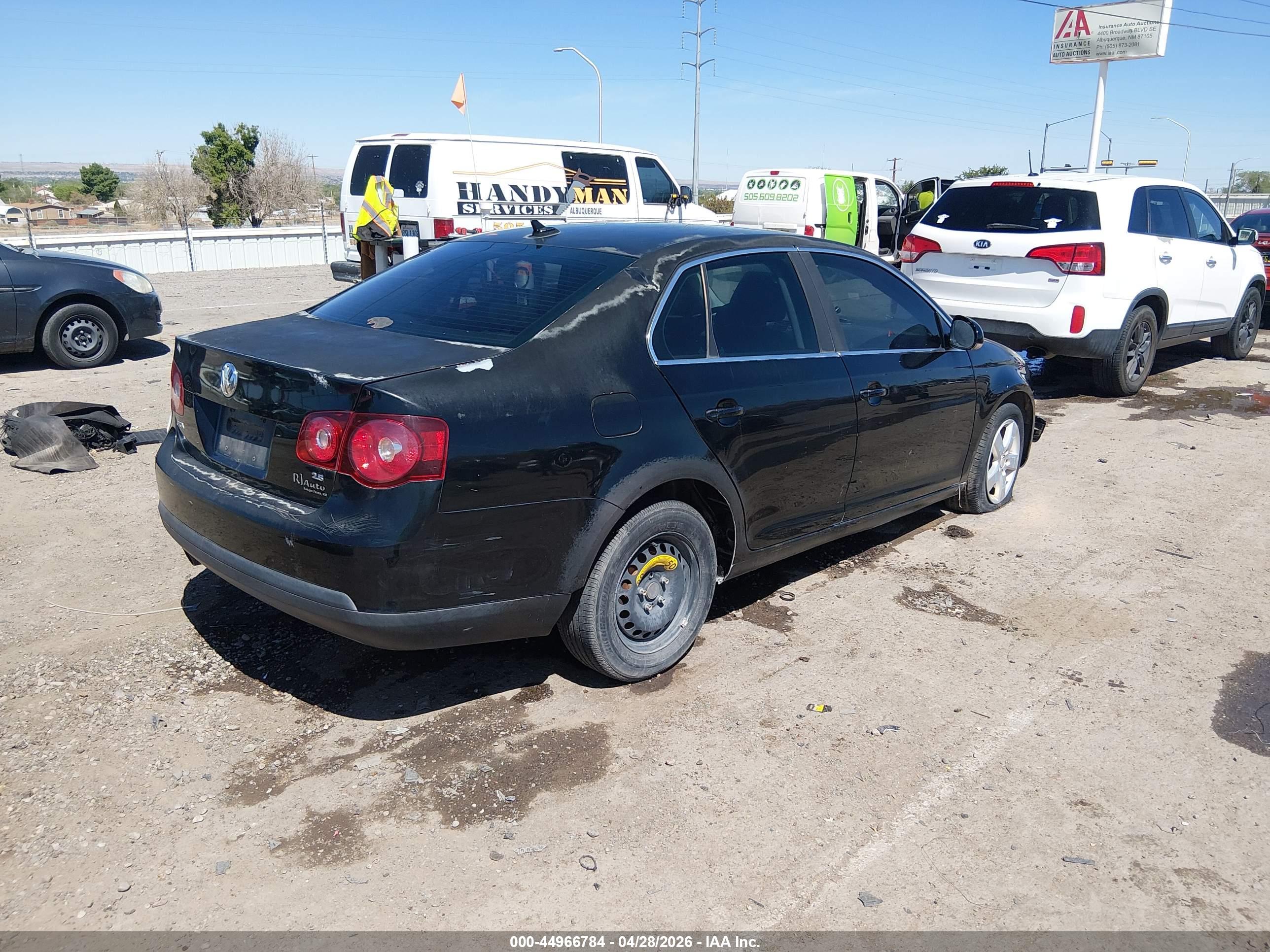 VOLKSWAGEN JETTA image 4