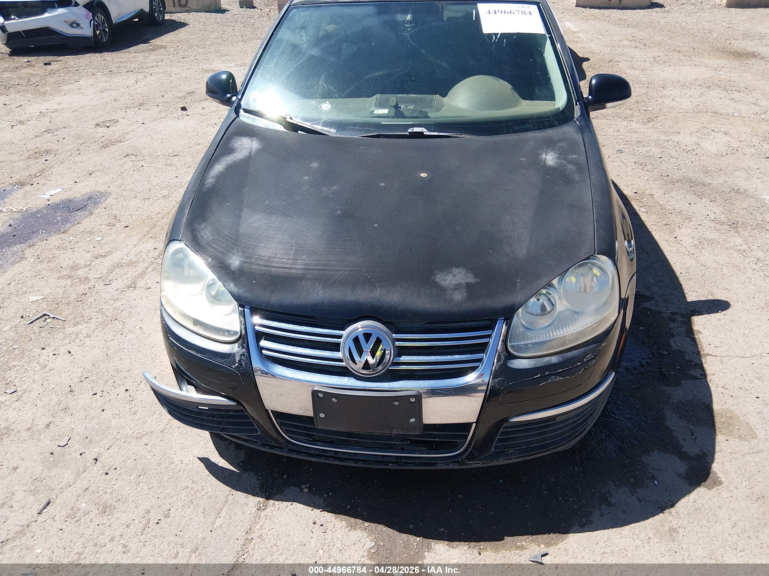 VOLKSWAGEN JETTA image 6