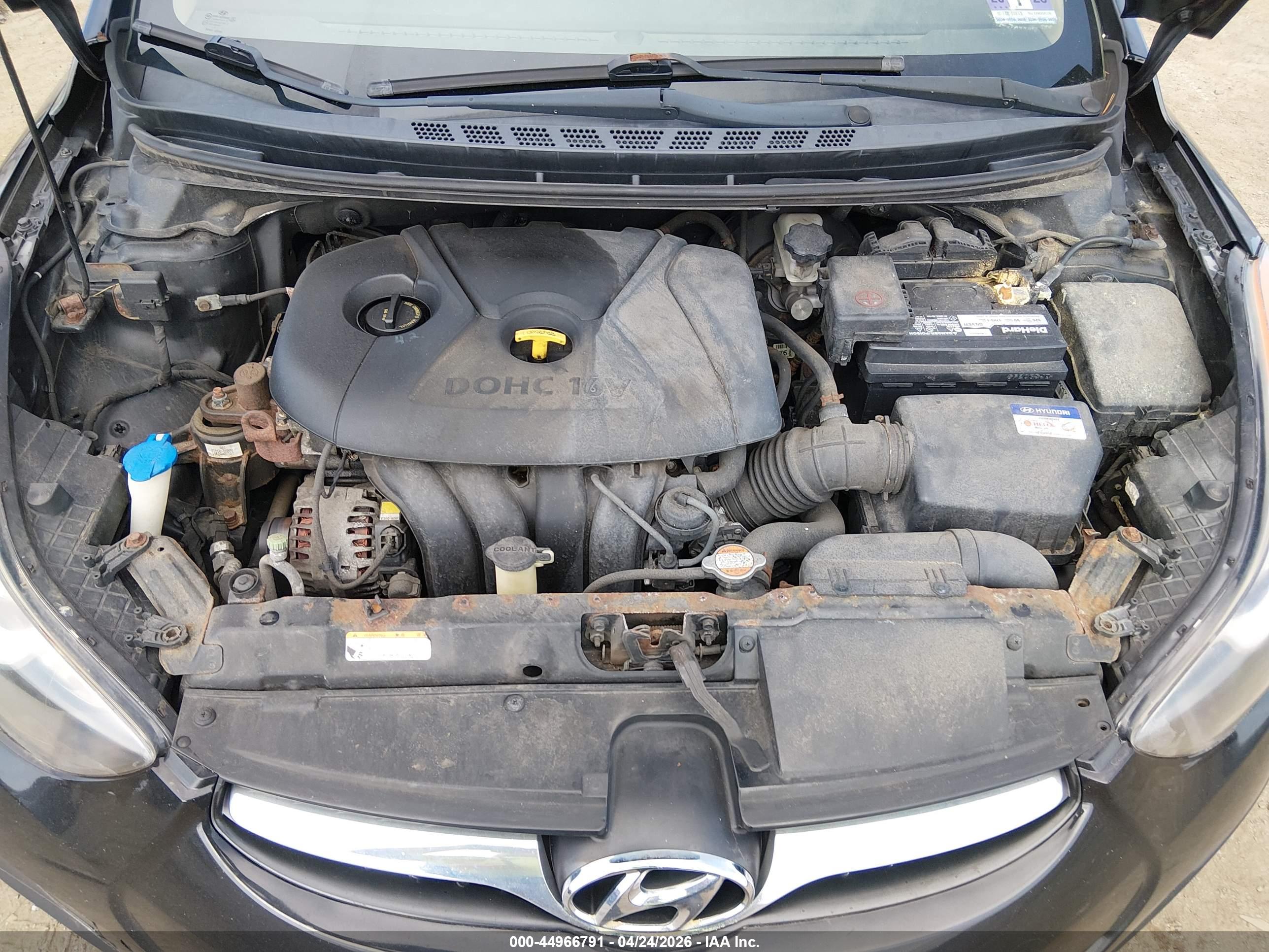HYUNDAI ELANTRA image 10