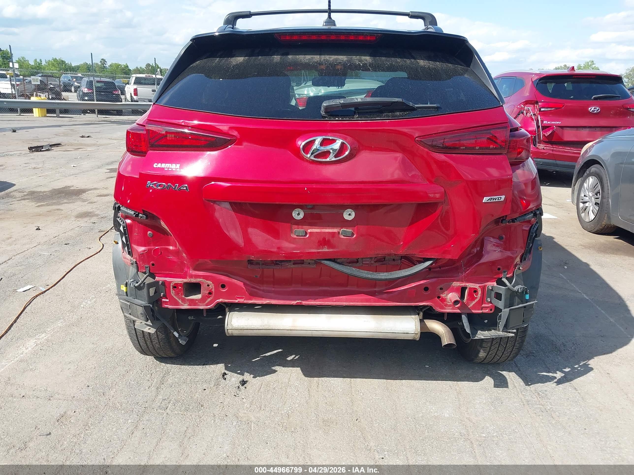 HYUNDAI KONA image 6