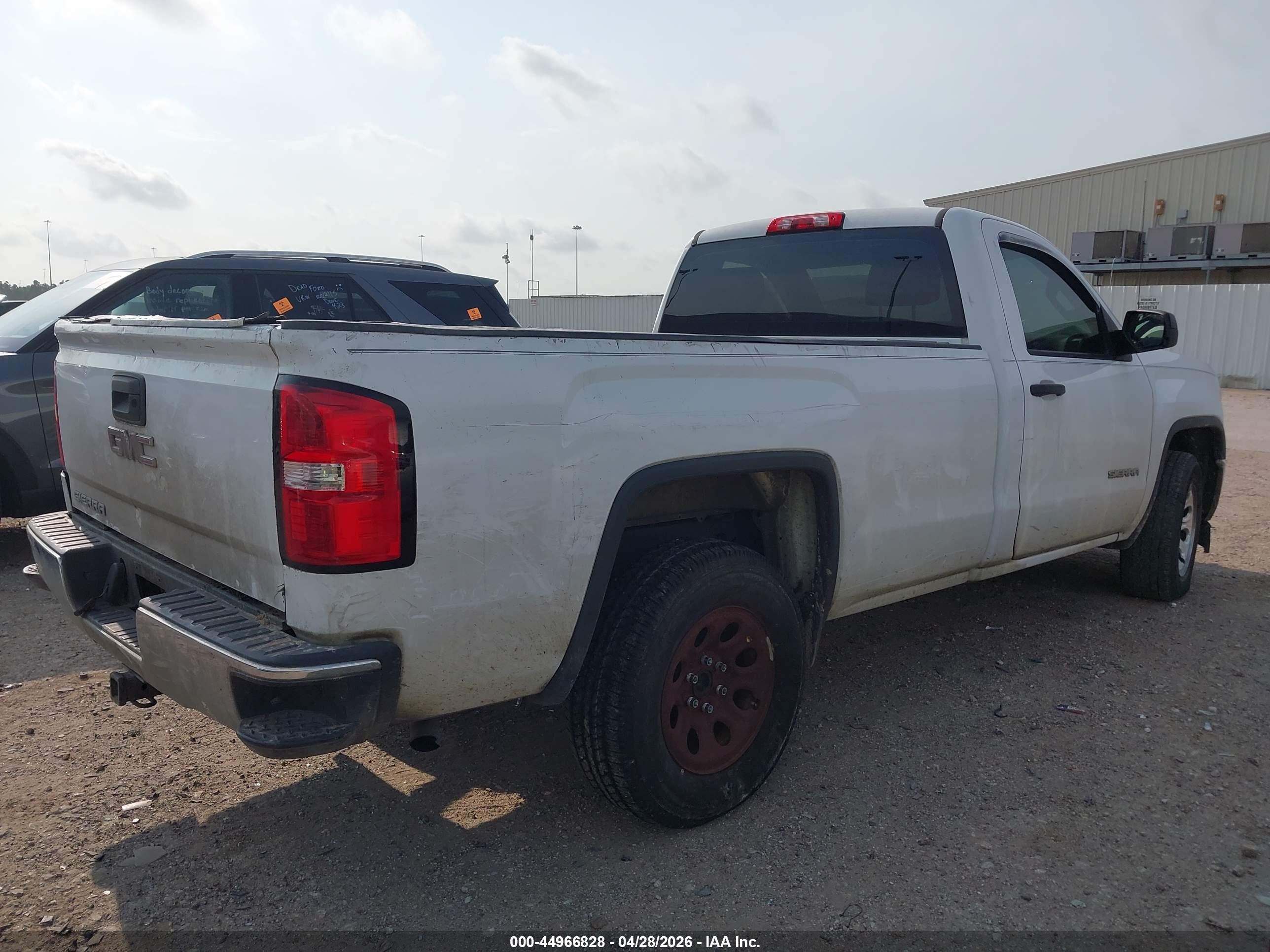 GMC SIERRA image 4