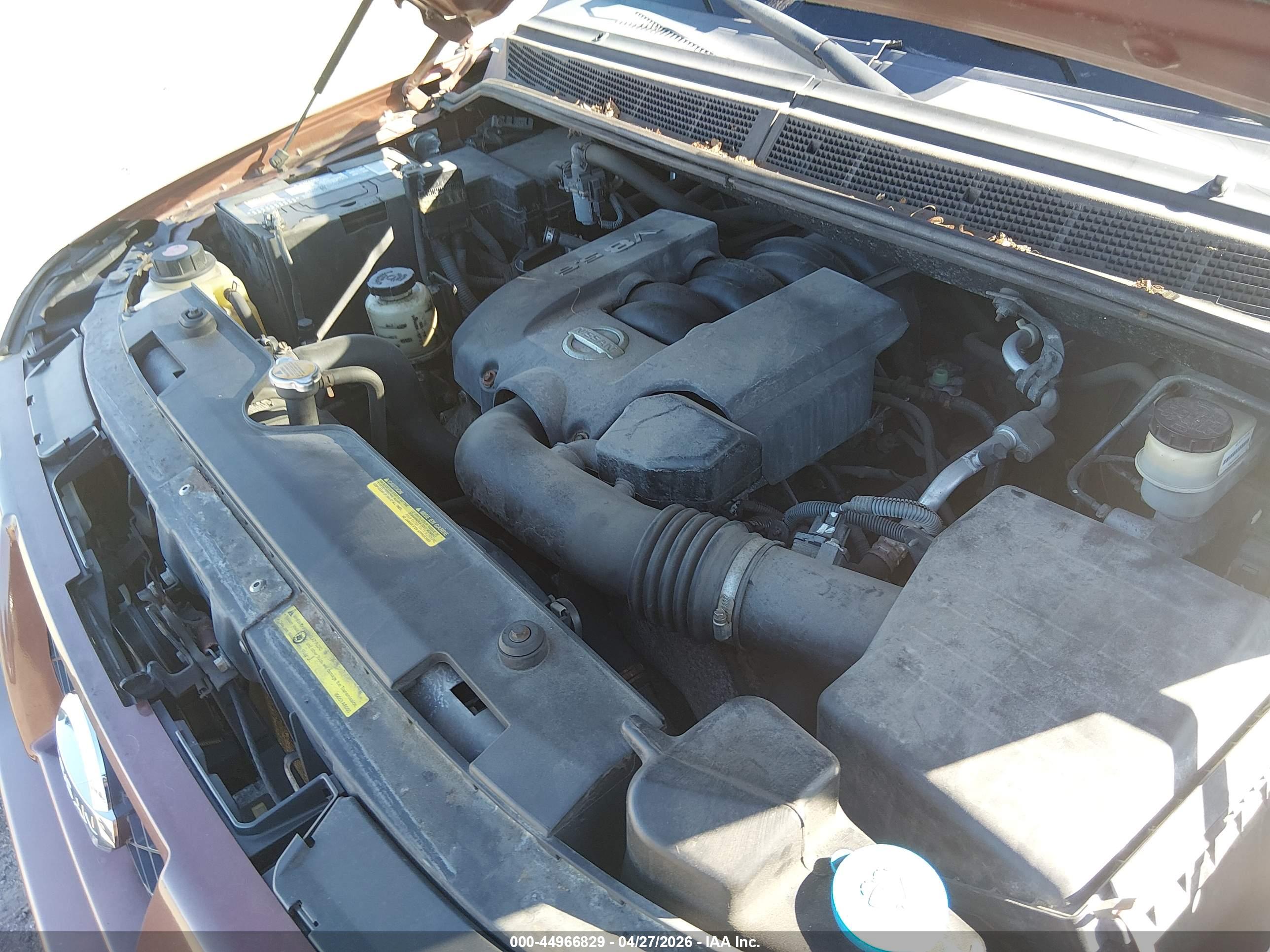 NISSAN TITAN image 10