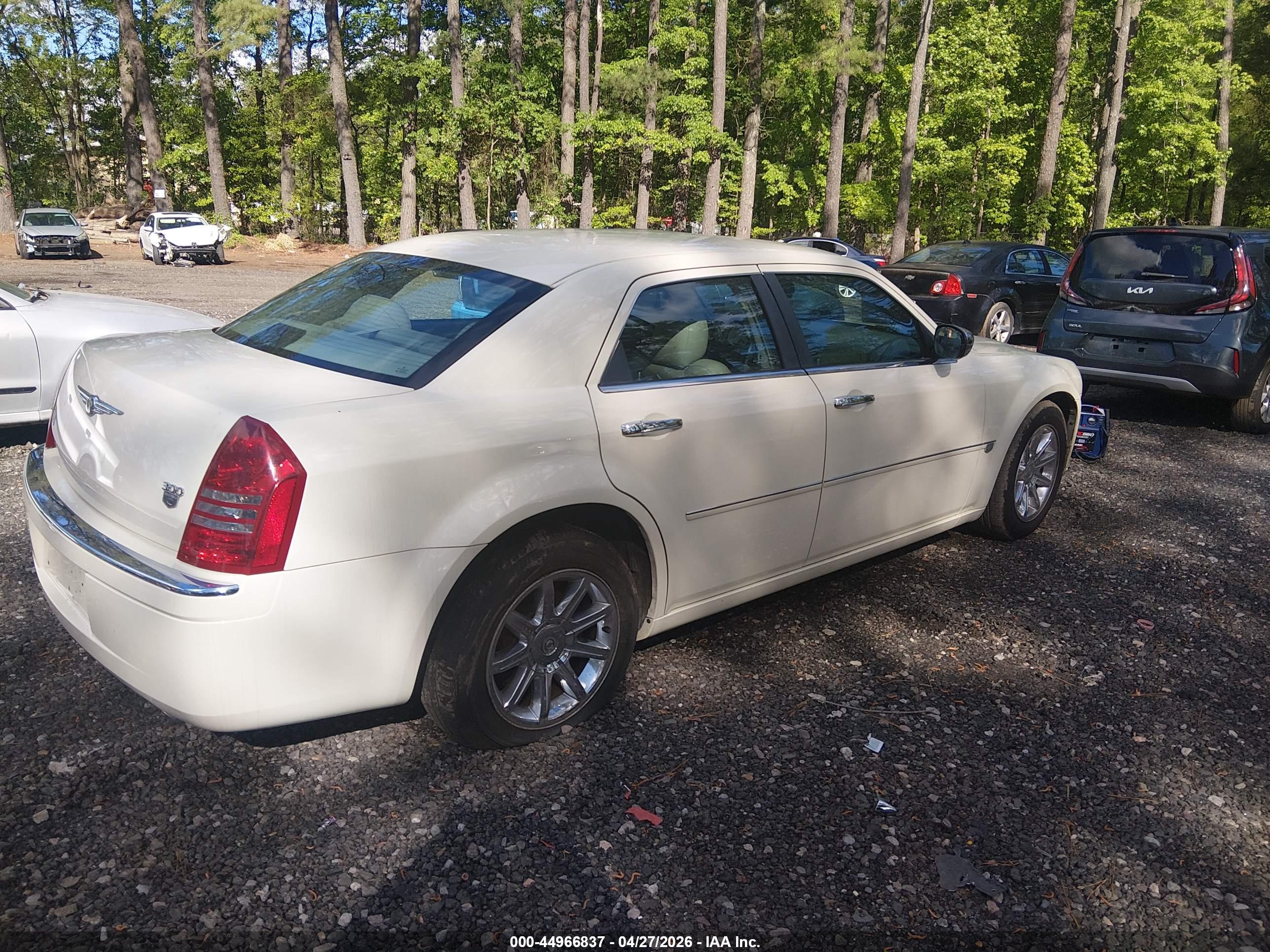 CHRYSLER 300C image 4