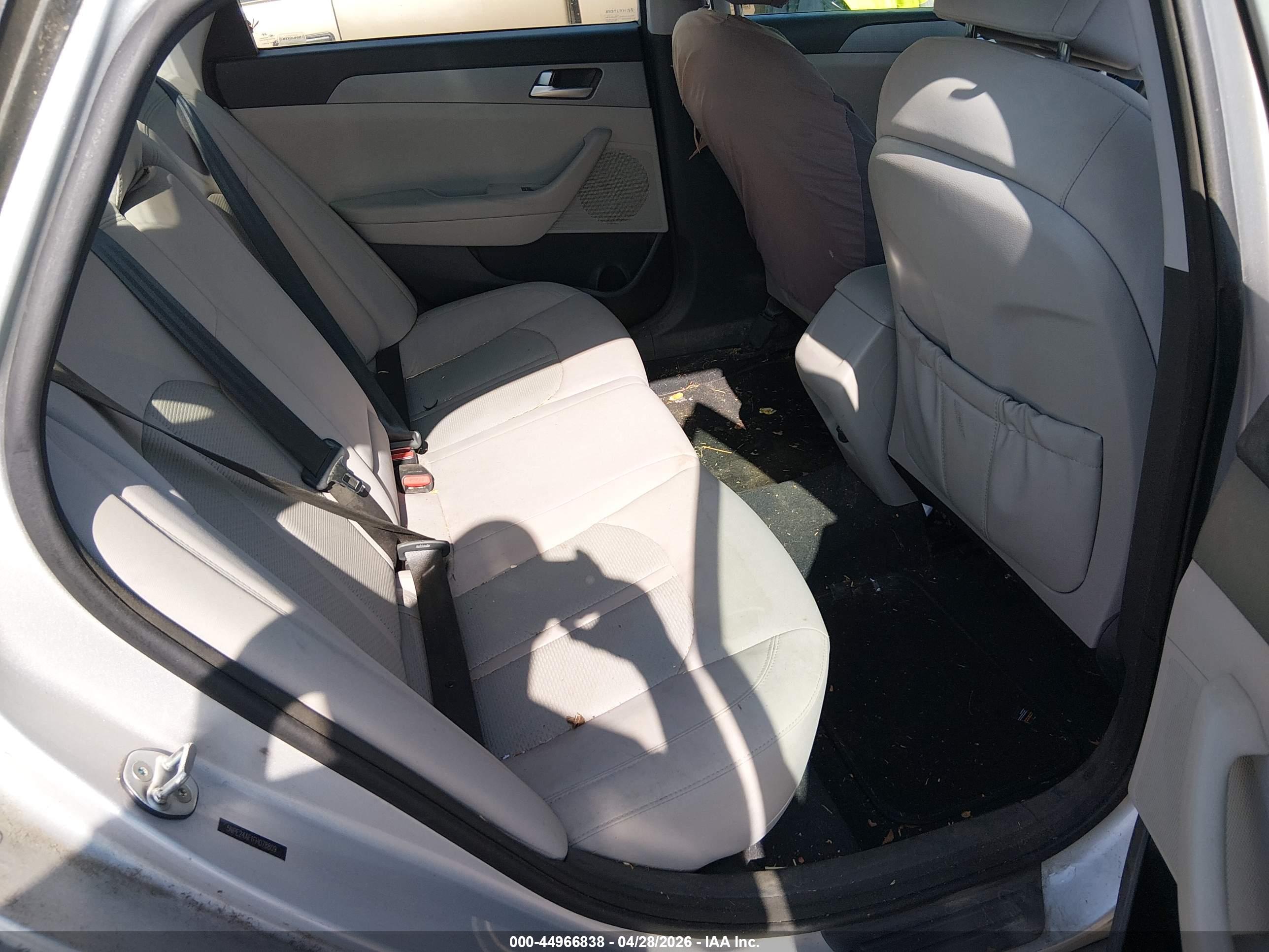 HYUNDAI SONATA image 8