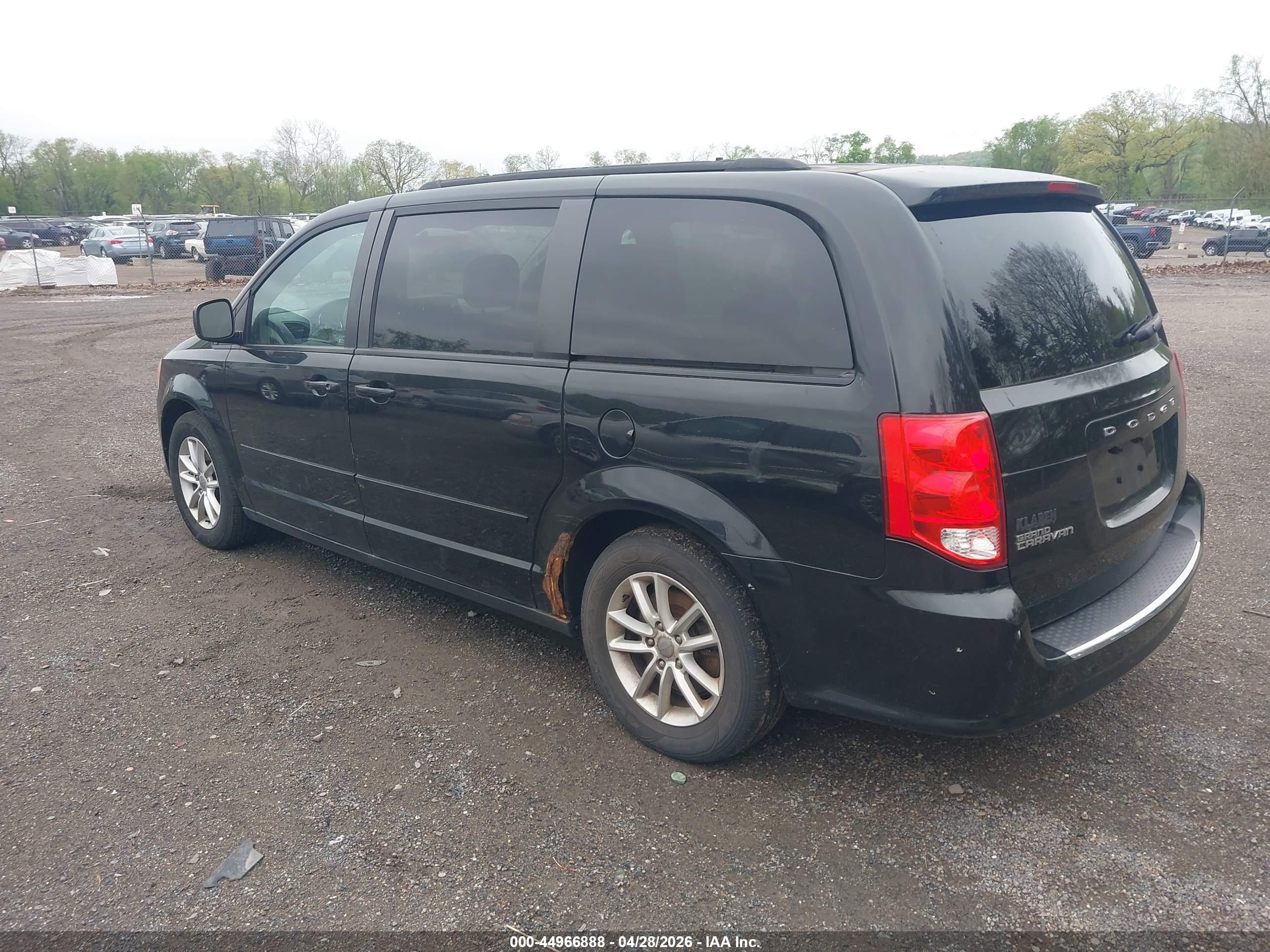 DODGE GRAND image 3
