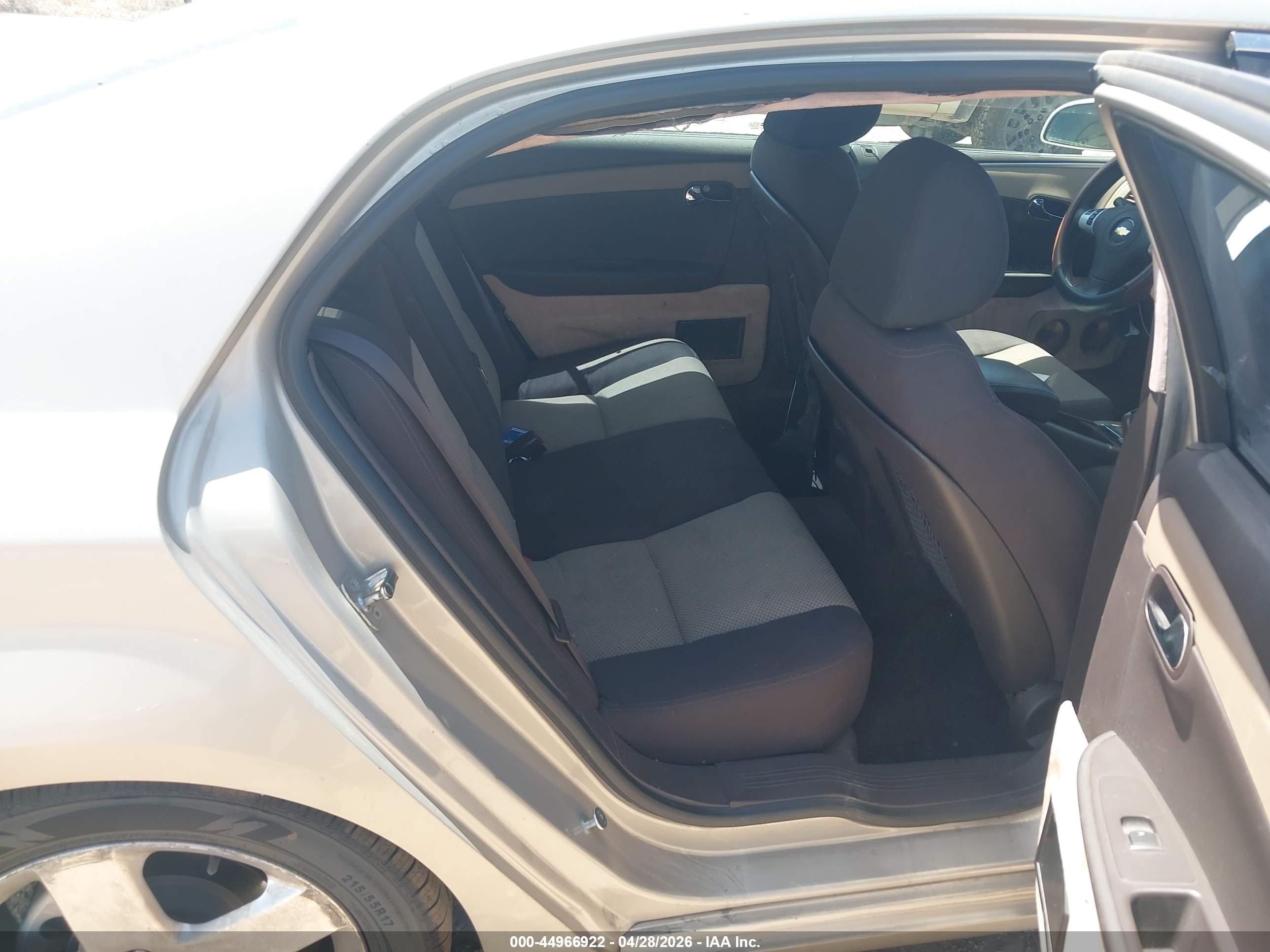 CHEVROLET MALIBU image 8