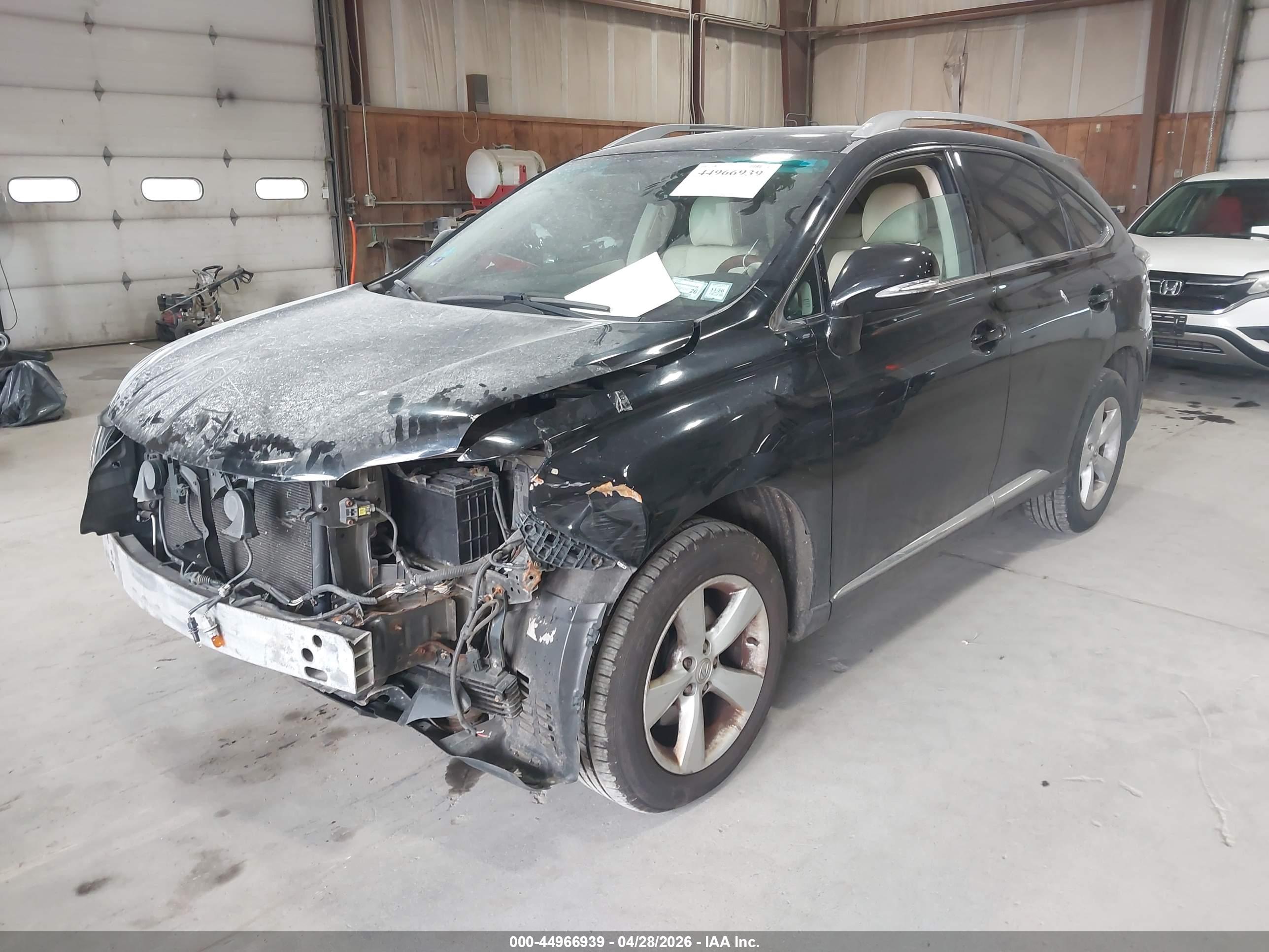 LEXUS RX image 2