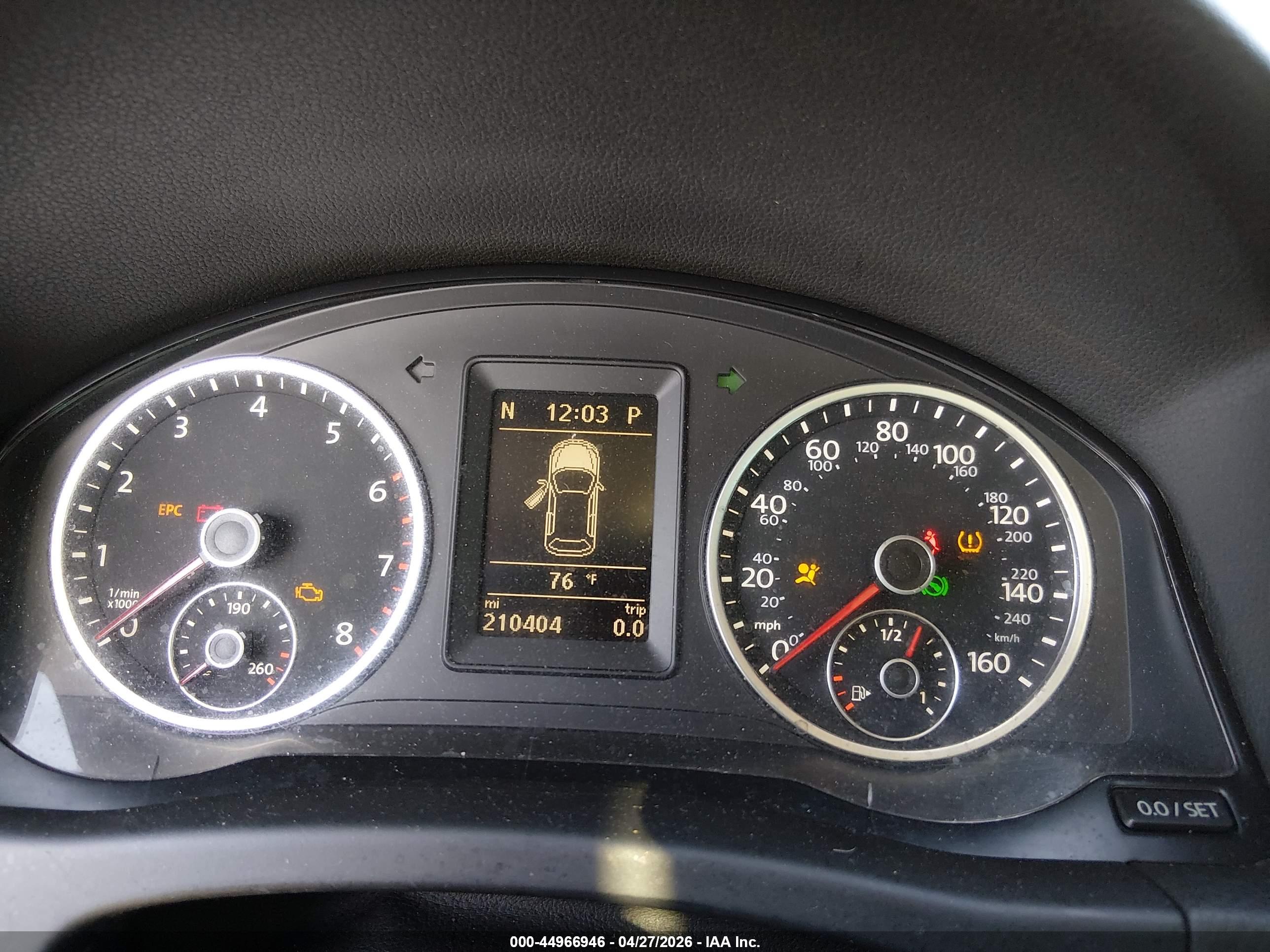 VOLKSWAGEN TIGUAN image 7